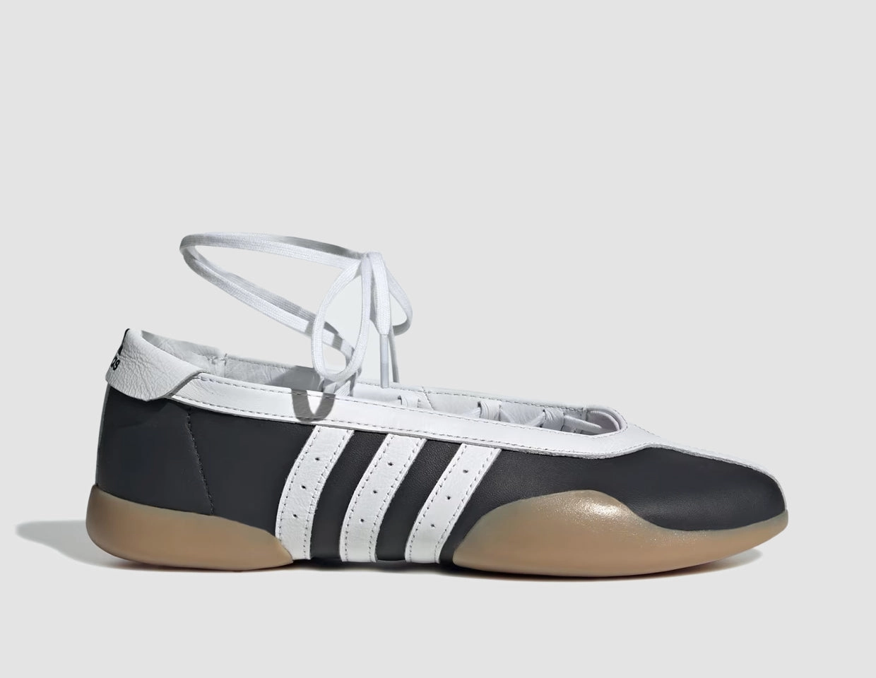 adidas Originals Women's Taekwondo Mei Ballet Core Black / Cloud White - Gum