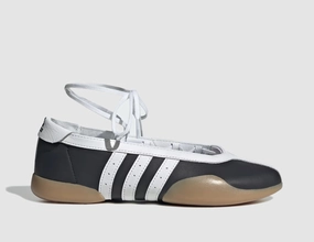 adidas Originals Women's Taekwondo Mei Ballet Core Black / Cloud White - Gum