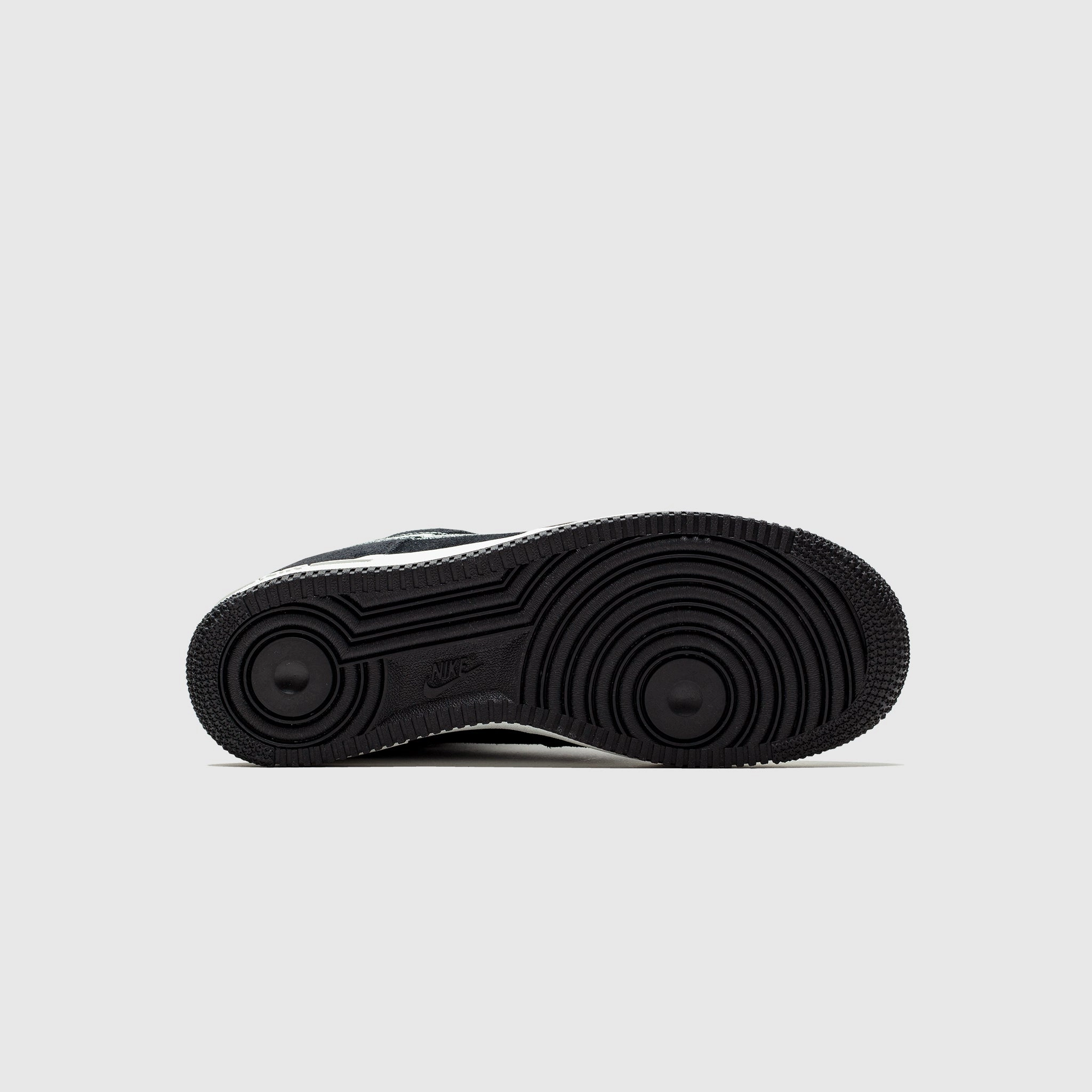 AIR FORCE 1 '07 LV8 BLACK & SAIL