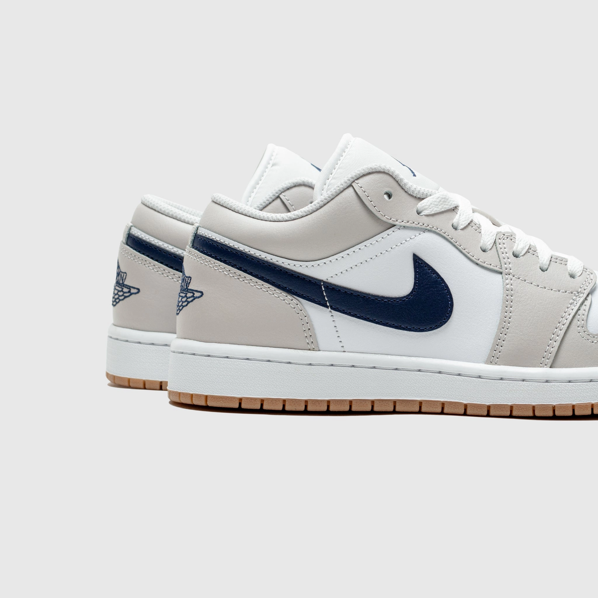 AIR JORDAN 1 LOW MIDNIGHT NAVY