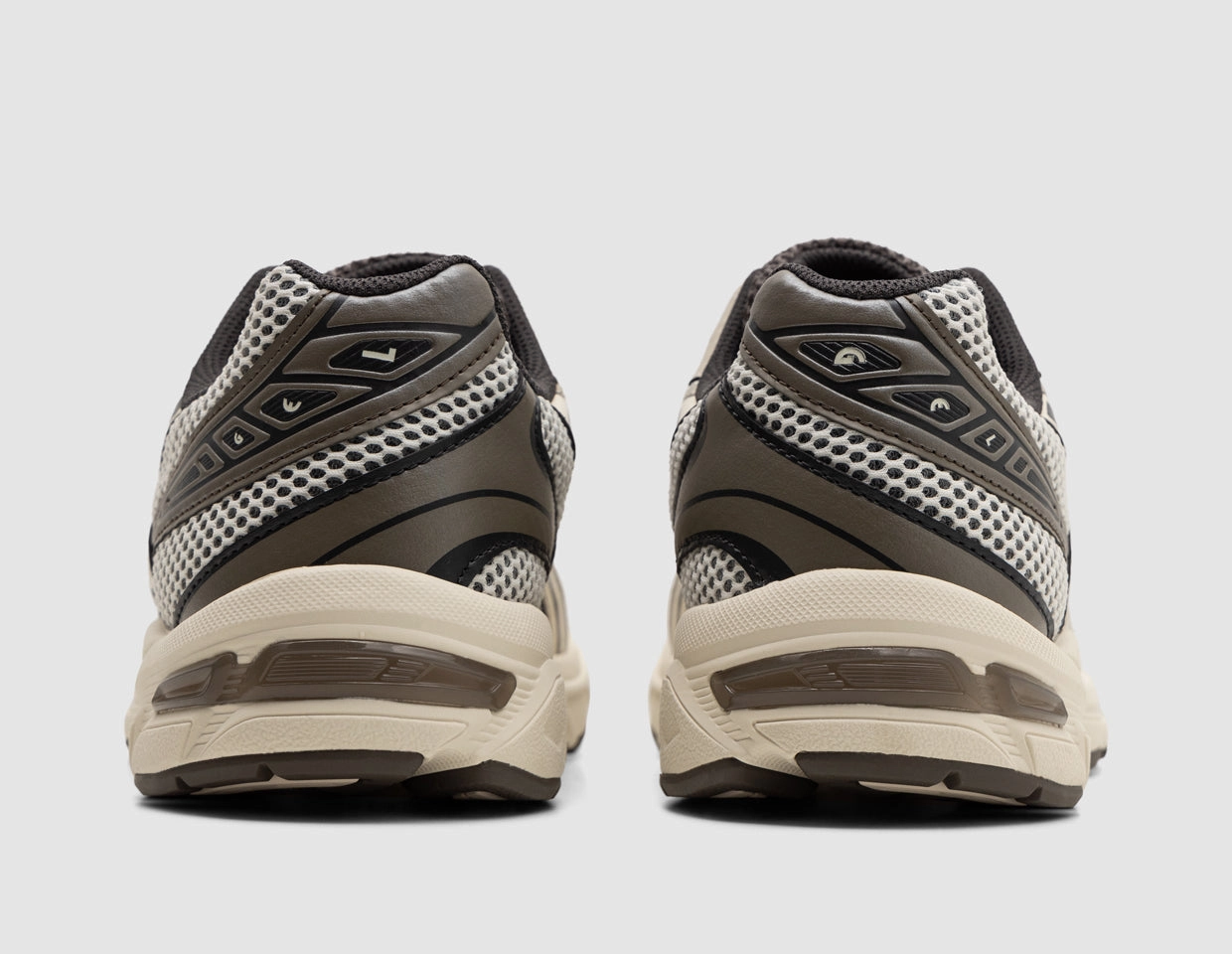 ASICS GEL-1130 Birch / Dark Taupe