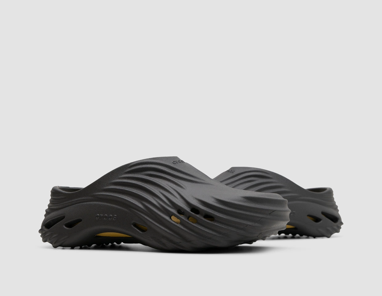 Crocs Echo Wave / Black