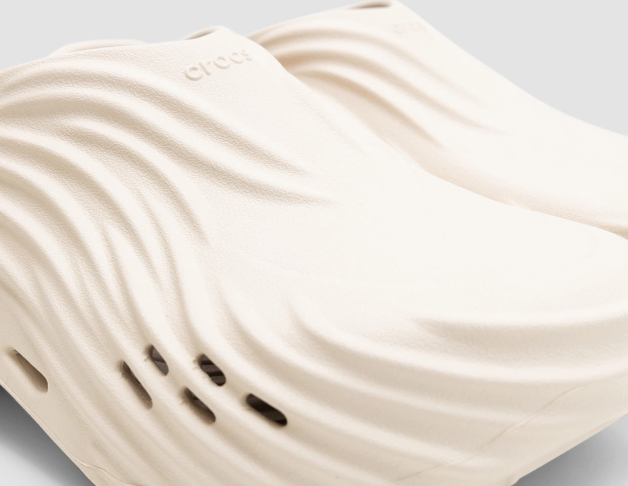 Crocs Echo Wave / Tan