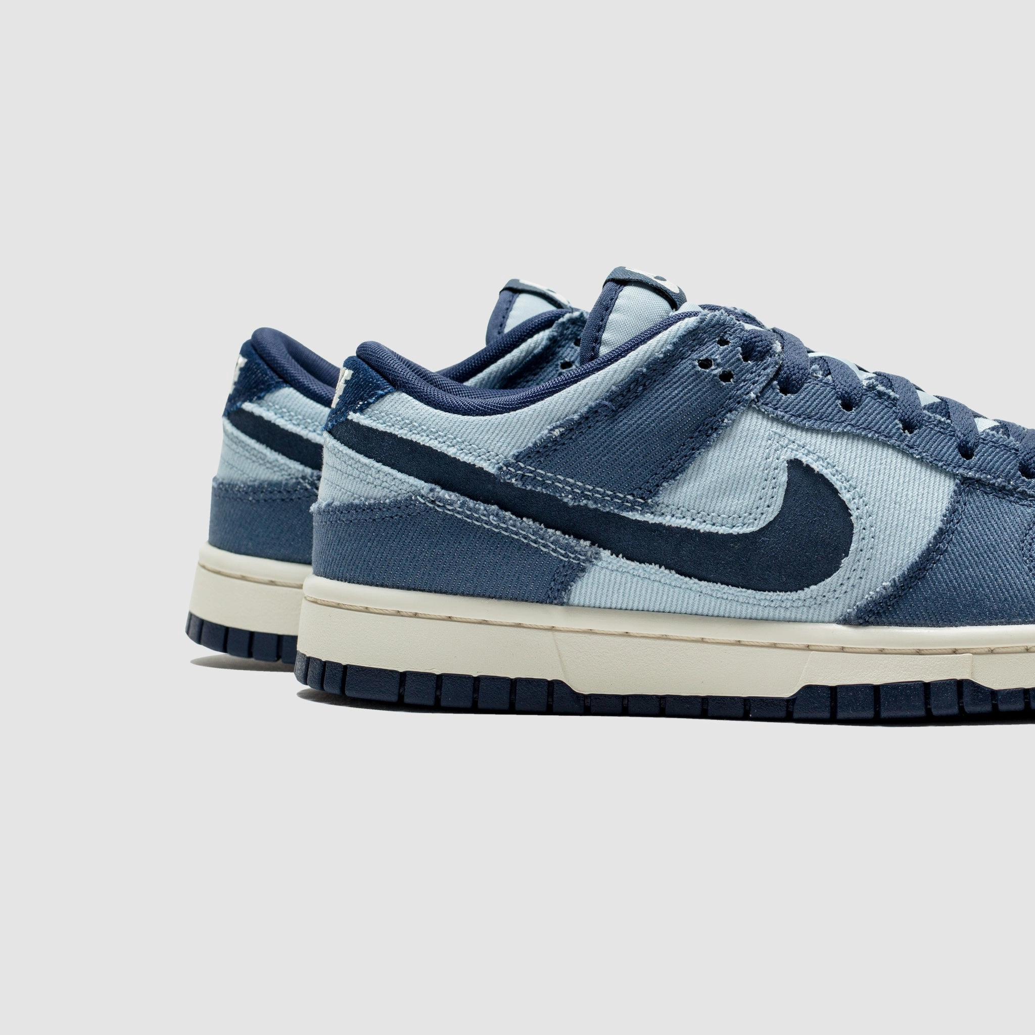 DUNK LOW RETRO SE LIGHT ARMORY BLUE