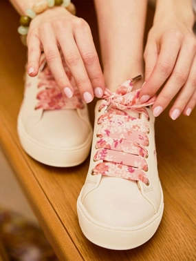 Floral Vegan Laces | Pink