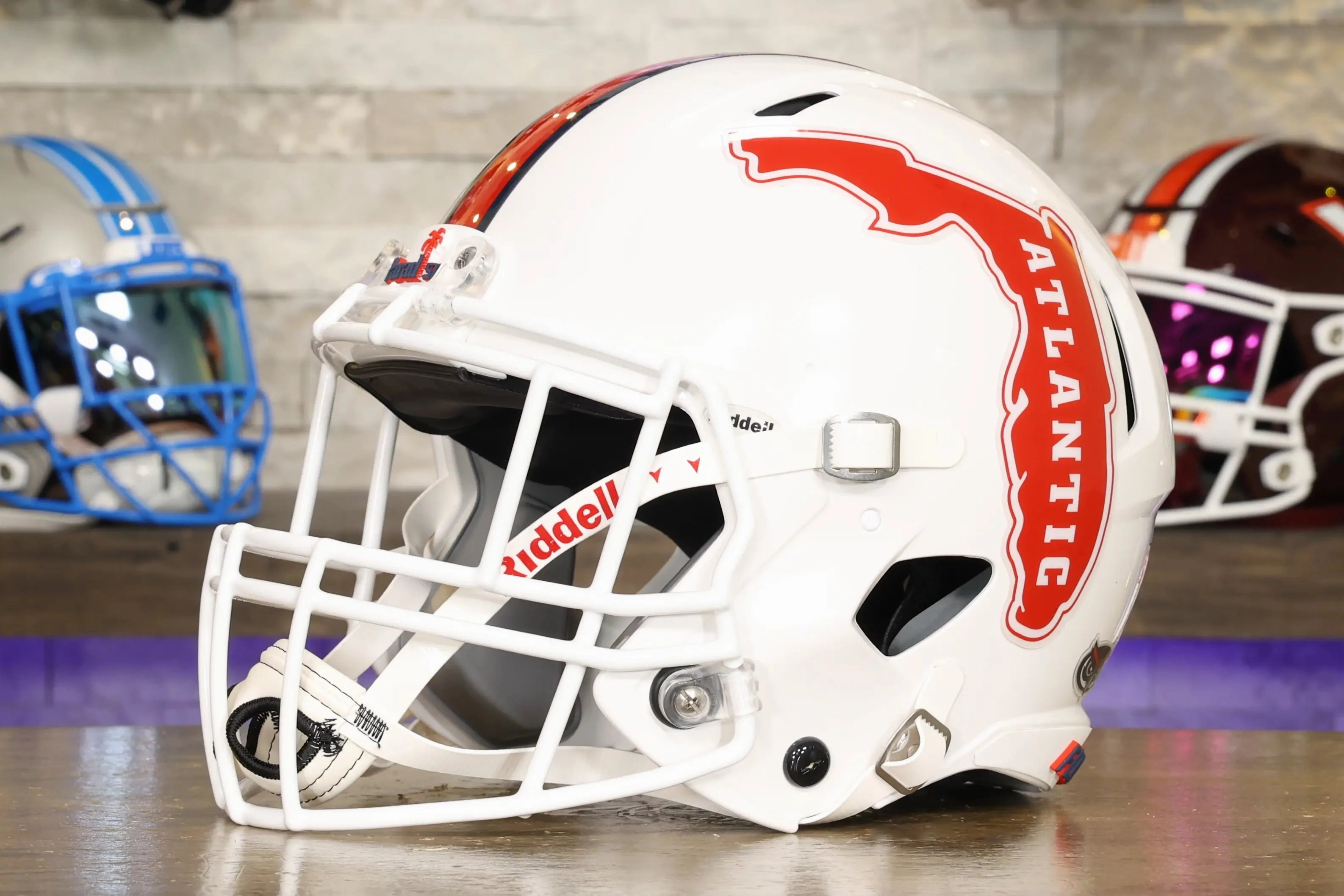 Florida Atlantic Owls Speed Authentic Helmet - White
