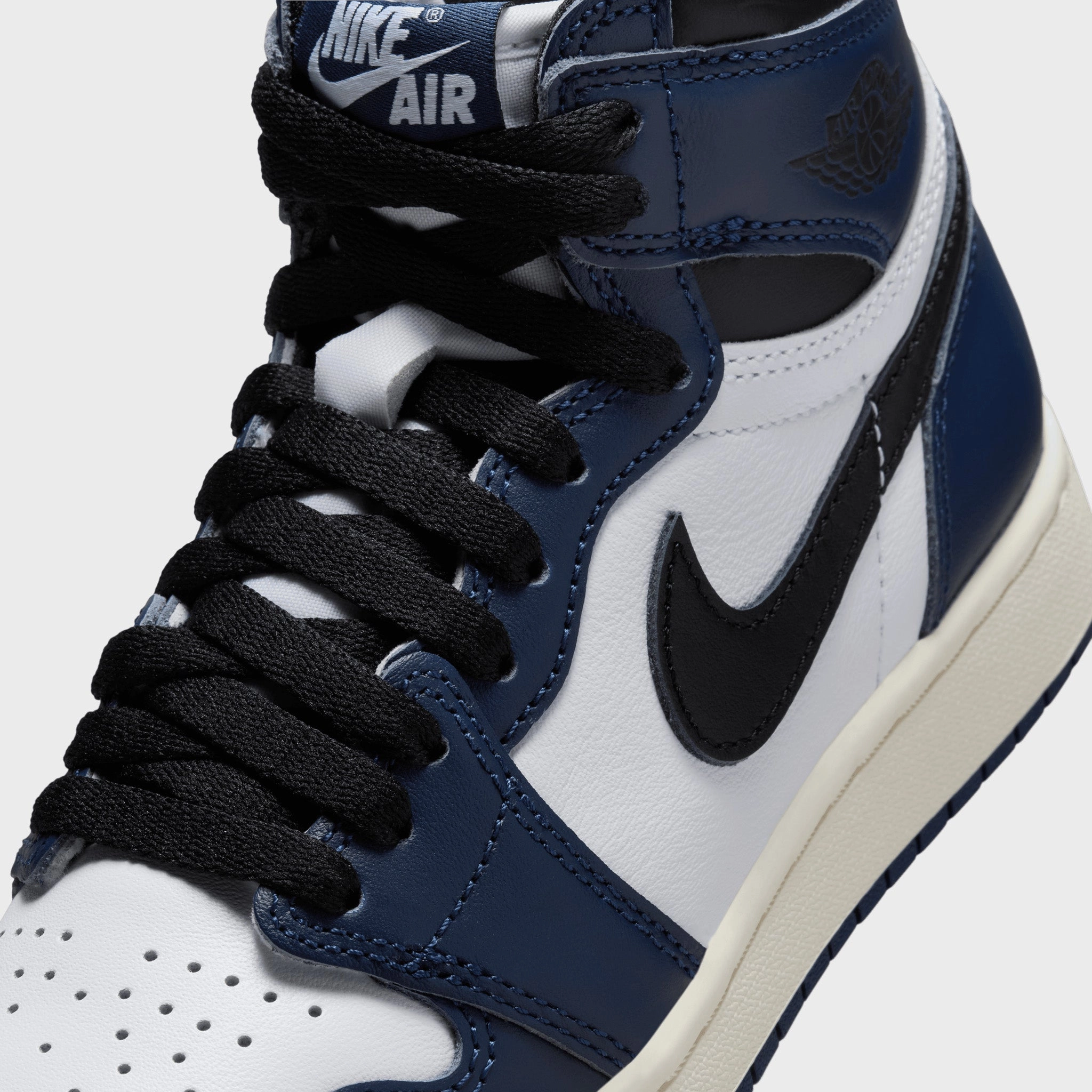 Jordan 1 High OG GS Midnight Navy / Black - White