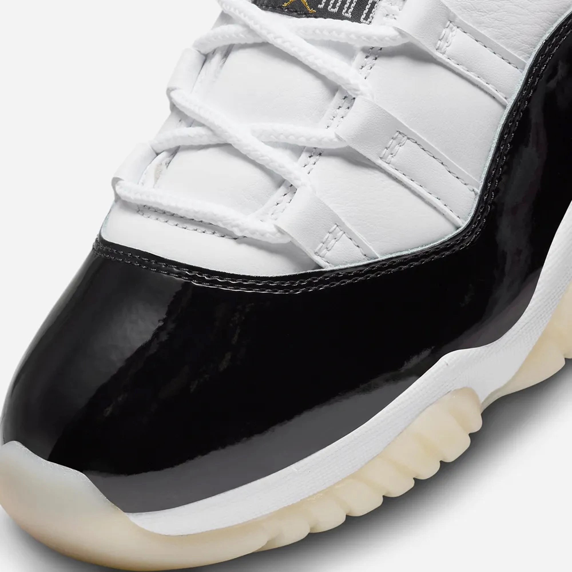 Jordan | AIR JORDAN 11 GRATITUDE  { WHITE/METALLIC GOLD-BLACK