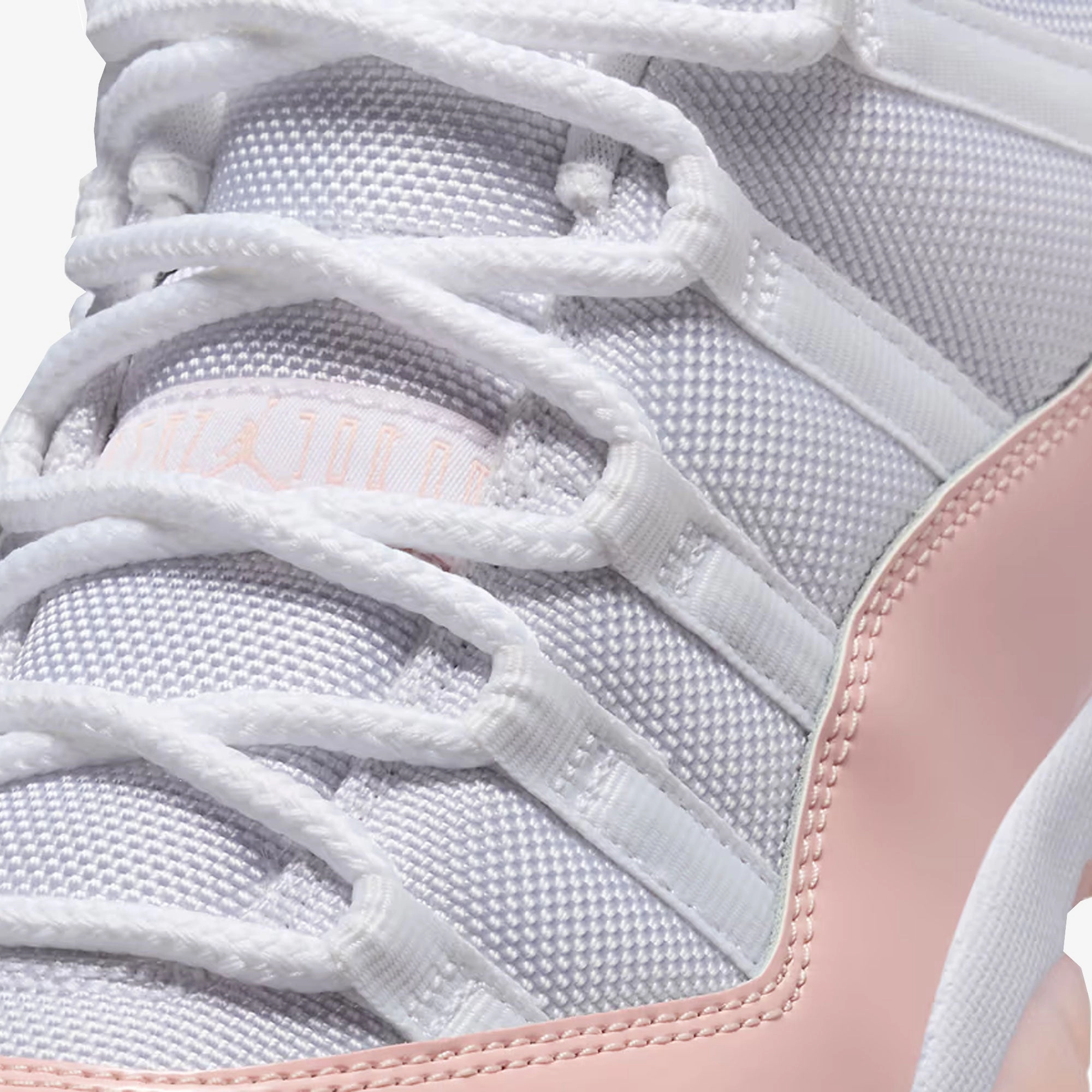 JORDAN | AIR JORDAN 11 RETRO LOW { LEGEND PINK