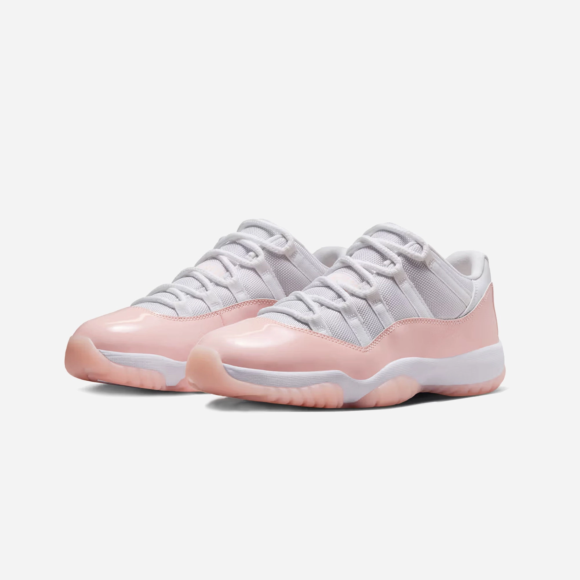 JORDAN | AIR JORDAN 11 RETRO LOW { LEGEND PINK