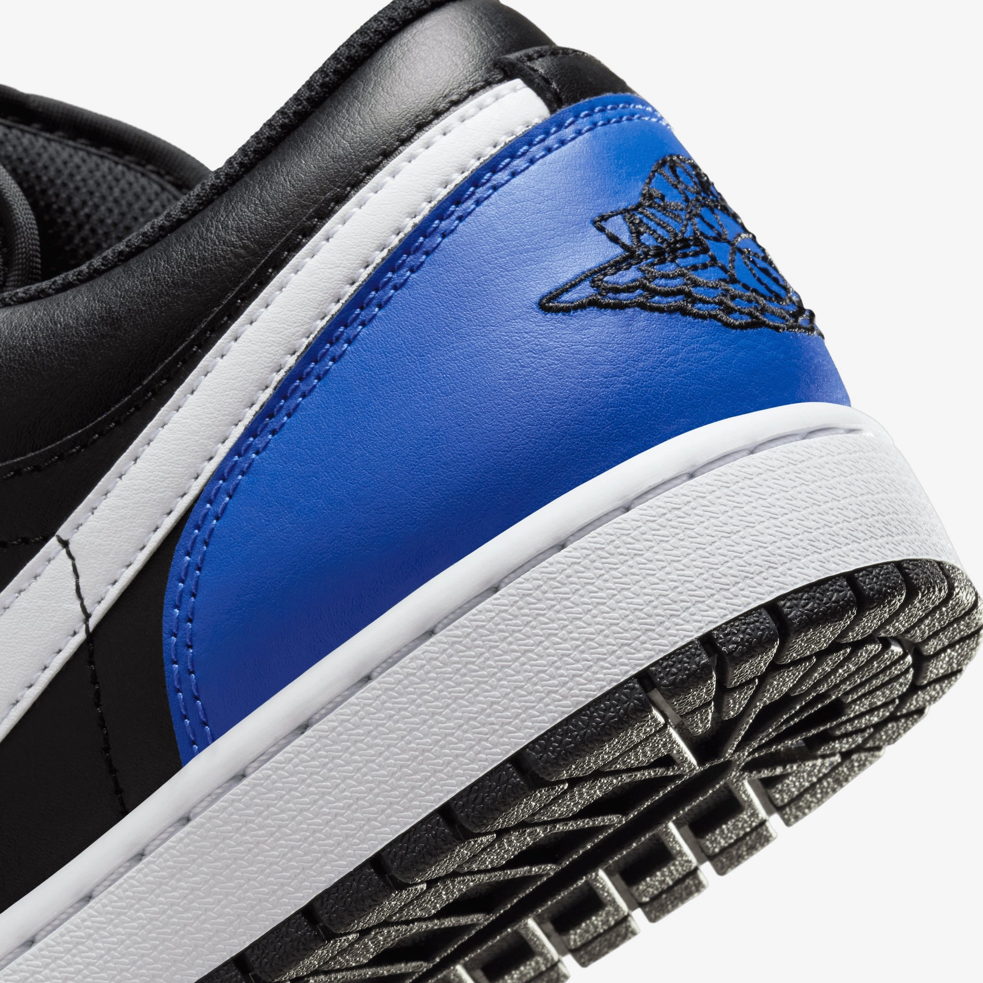 JORDAN | AIR JORDAN 1 LOW { BLACK/WHITE-GAME ROYAL