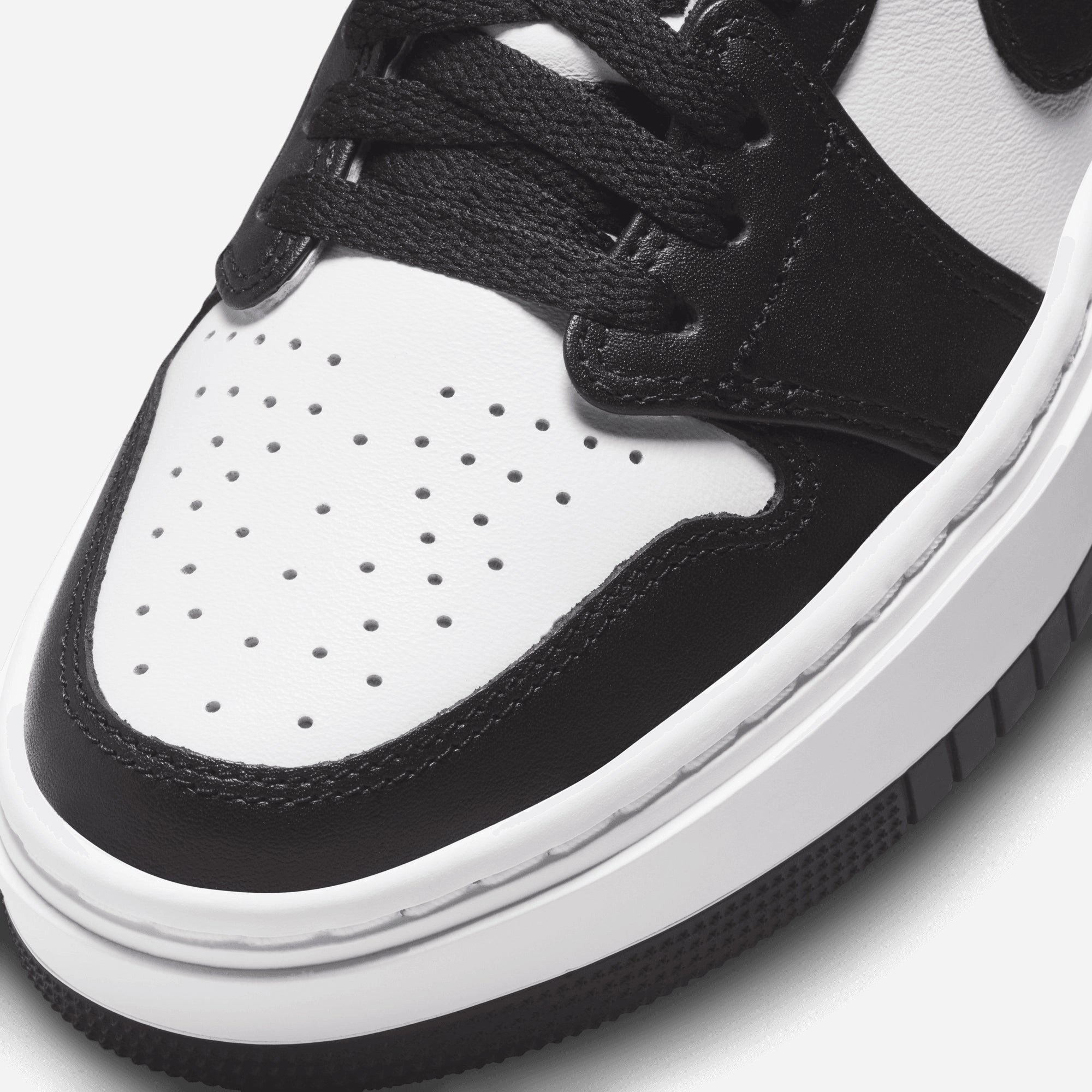 Jordan | AIR JORDAN 1 LOW { WHITE/BLACK-WHITE