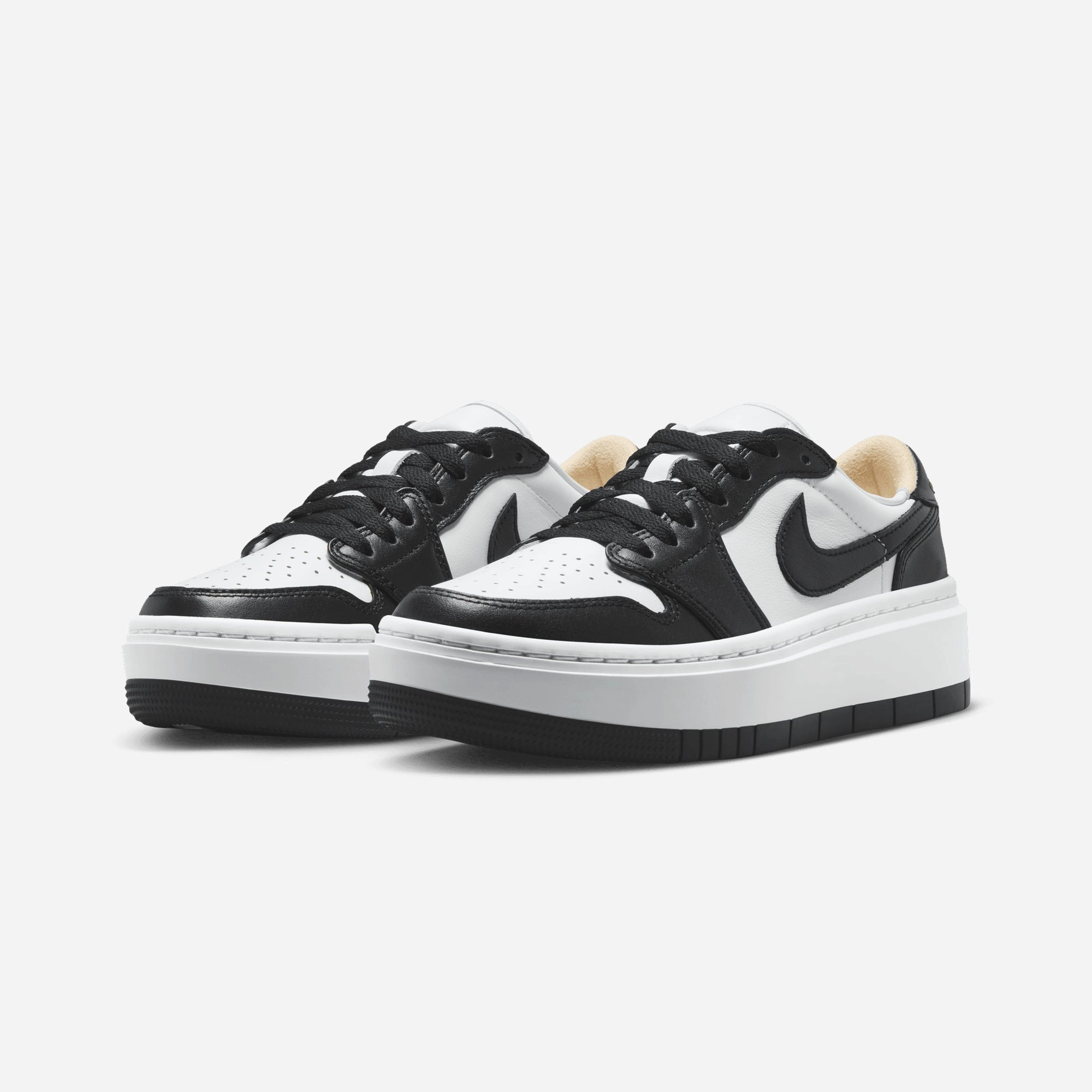 Jordan | AIR JORDAN 1 LOW { WHITE/BLACK-WHITE