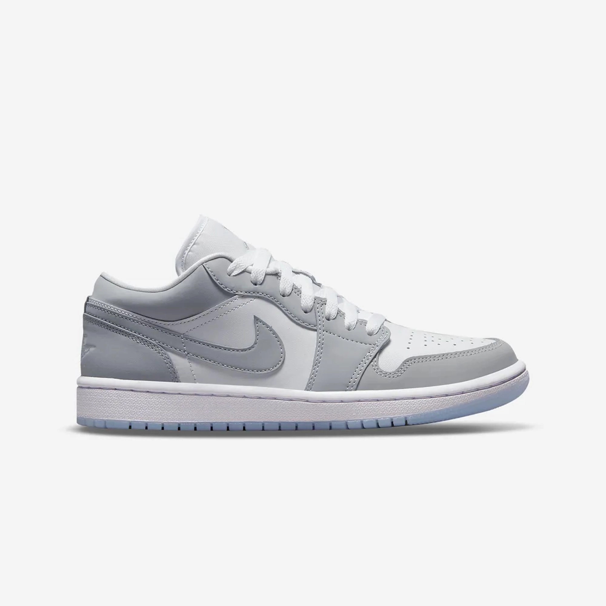 Jordan | AIR JORDAN 1 LOW  { WHITE/WOLF GREY-ALUMINUM