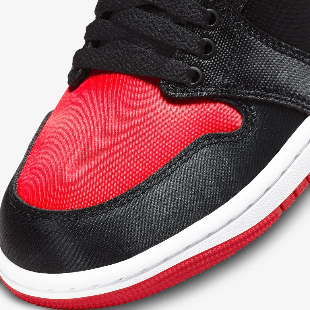 Jordan | AIR JORDAN 1 RETRO HIGH OG  { BLACK/UNIVERSITY RED-WHITE