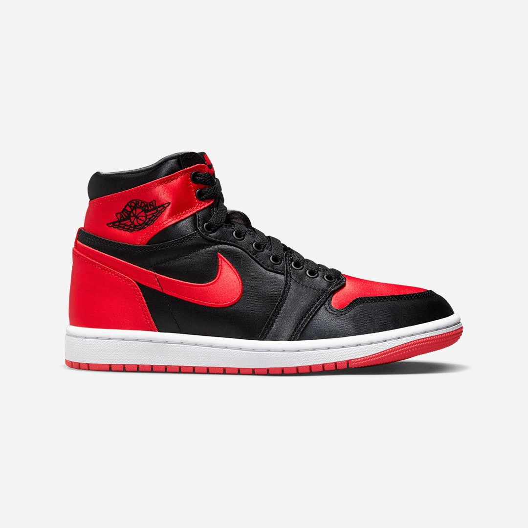 Jordan | AIR JORDAN 1 RETRO HIGH OG  { BLACK/UNIVERSITY RED-WHITE