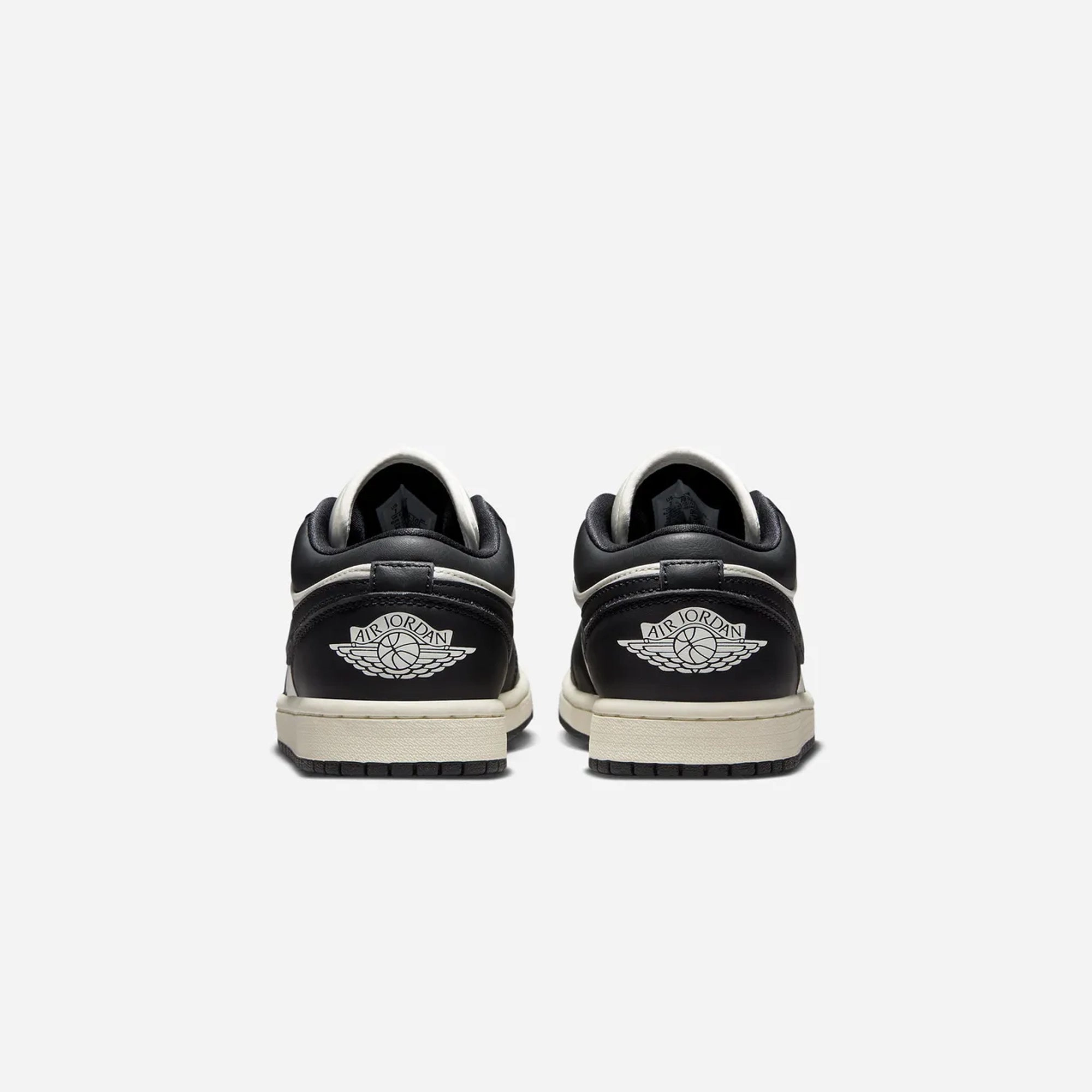 Jordan | AIR JORDAN 1 SE  { SAIL/BLACK-SAIL