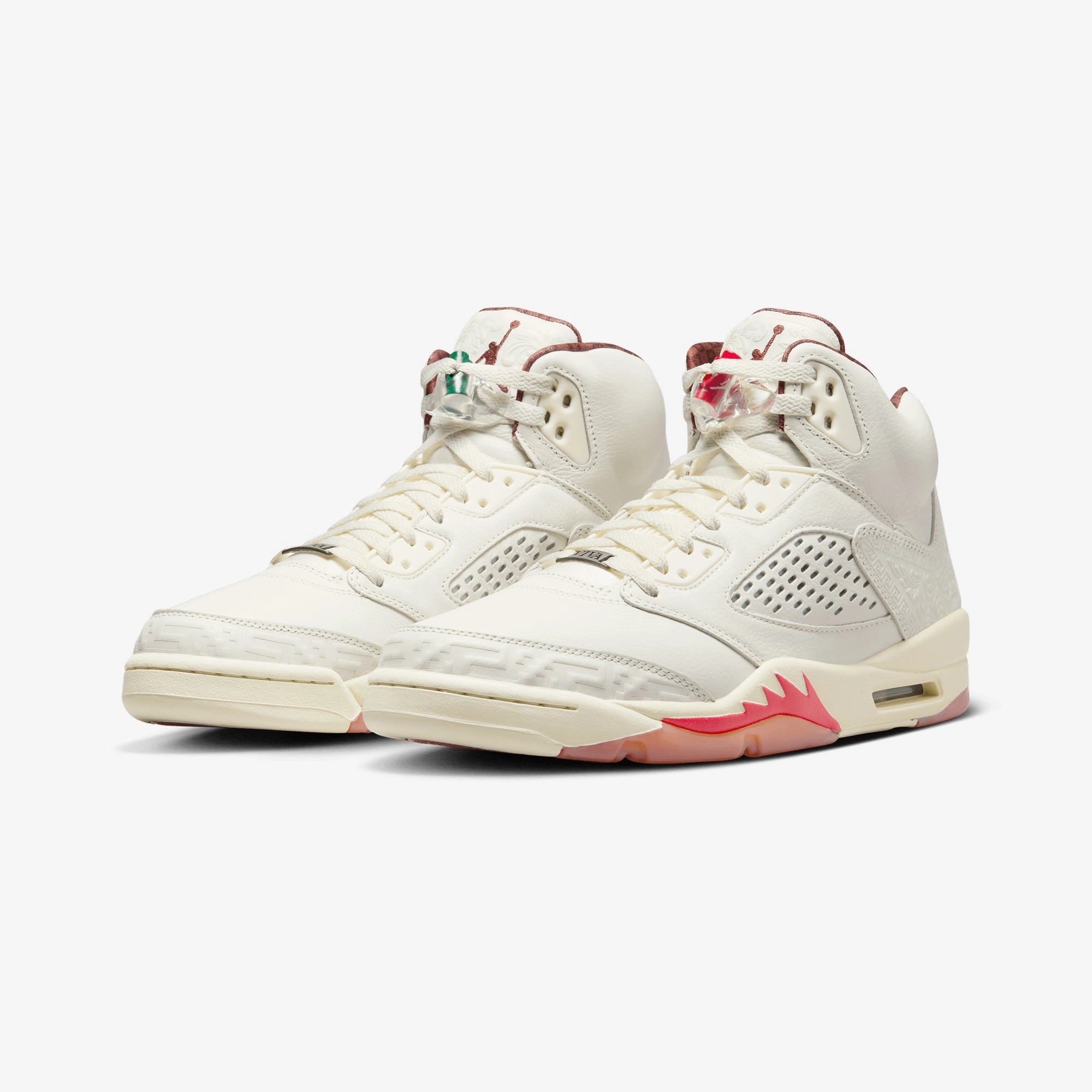 JORDAN | AIR JORDAN 5 RETRO EL GITRO { SAIL/DARK PONY-COCONUT MILK-PINE GREEN