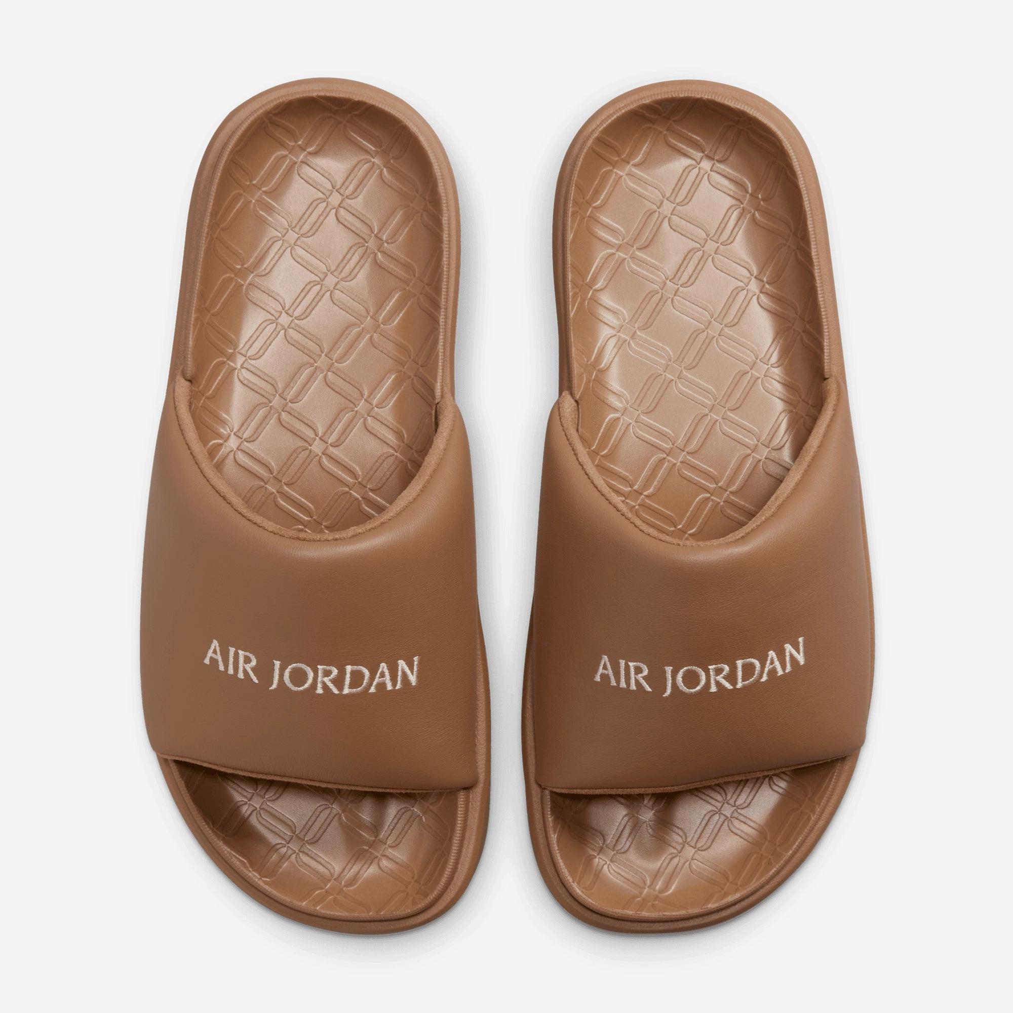 JORDAN | SOPHIA { ARCHAEO BROWN/SAIL-LEGEND LT BROWN