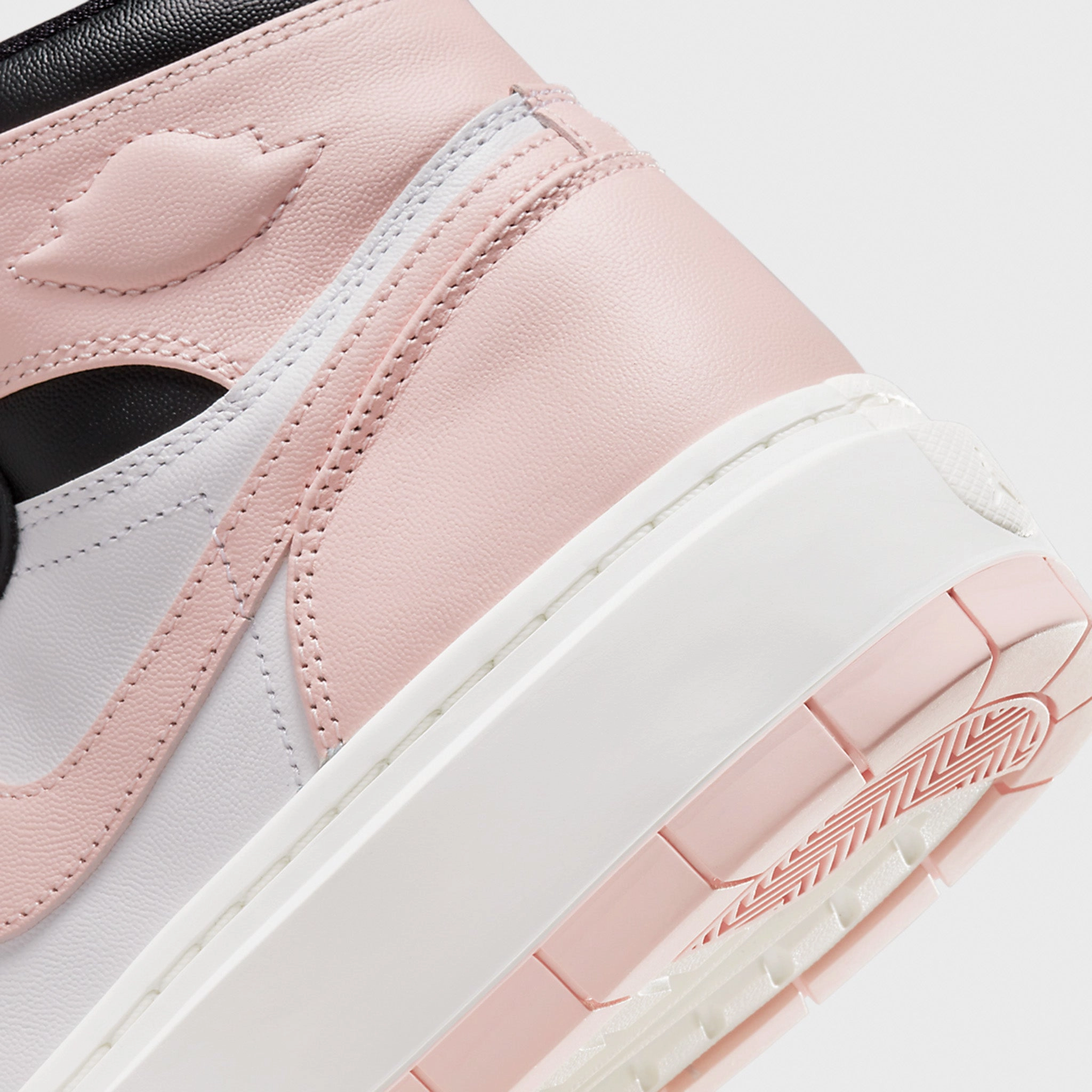 Jordan Women's 1 Elevate High Black / Atmosphere - Sail