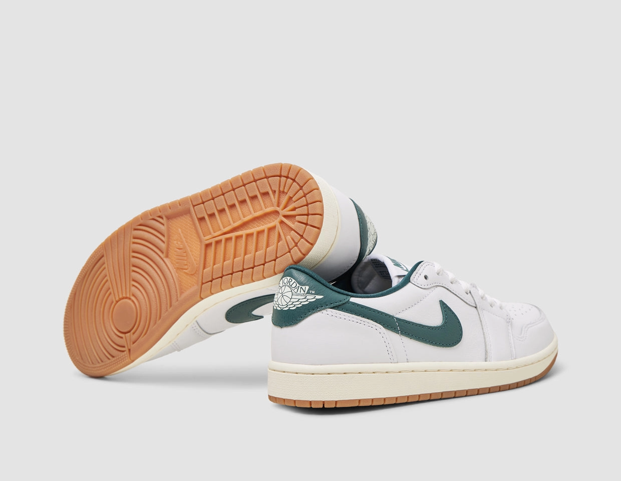 Jordan Women's 1 Low OG White / Oxidized Green - Sail