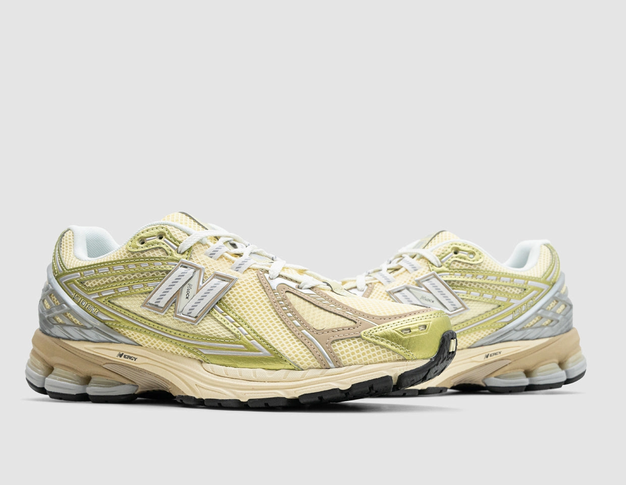 New Balance 1906R Parchment / Morel