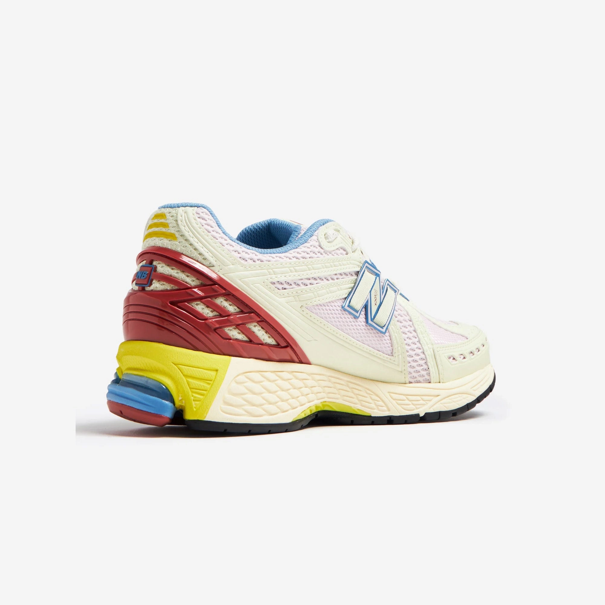 New Balance | 1906R  { DAWN GLOW