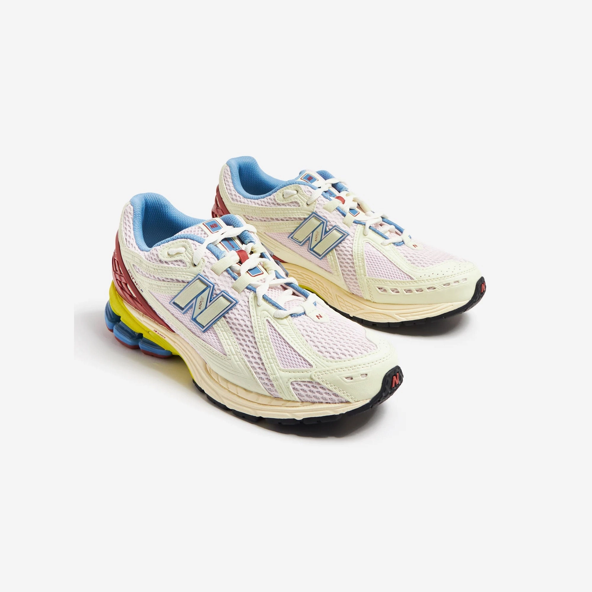 New Balance | 1906R  { DAWN GLOW