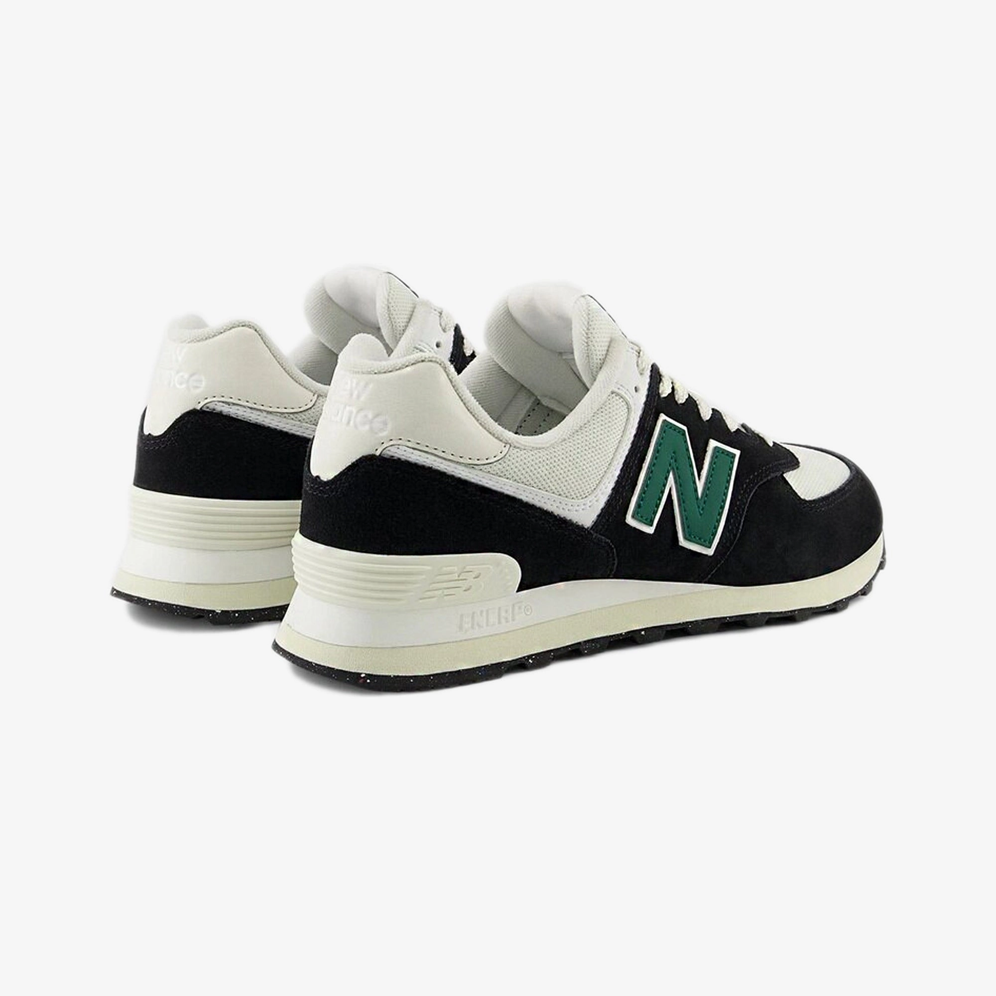 New Balance | 574 { BLACK/CREAM