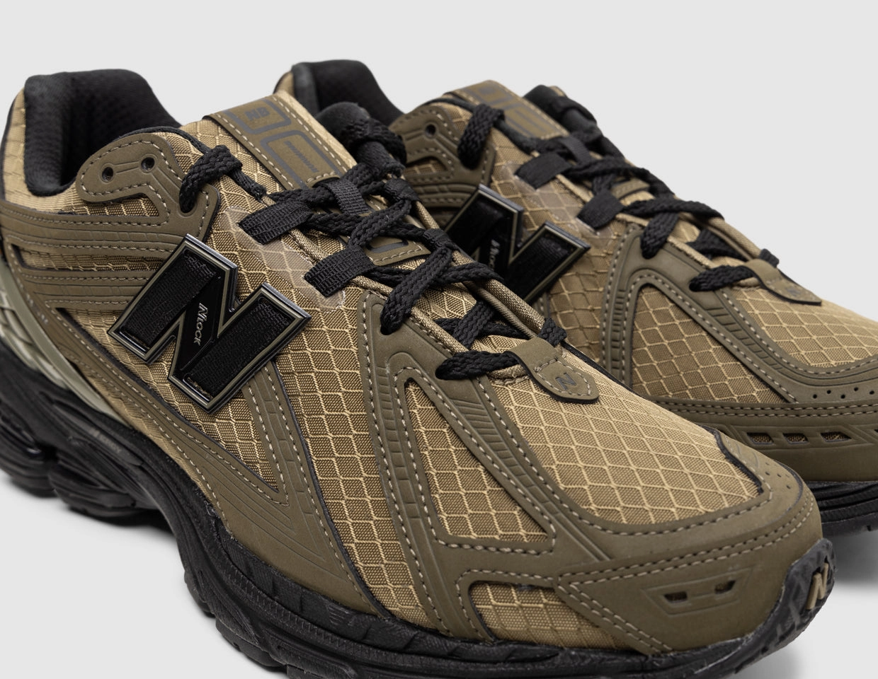 New Balance M1906 Cordura Covert Green / Black