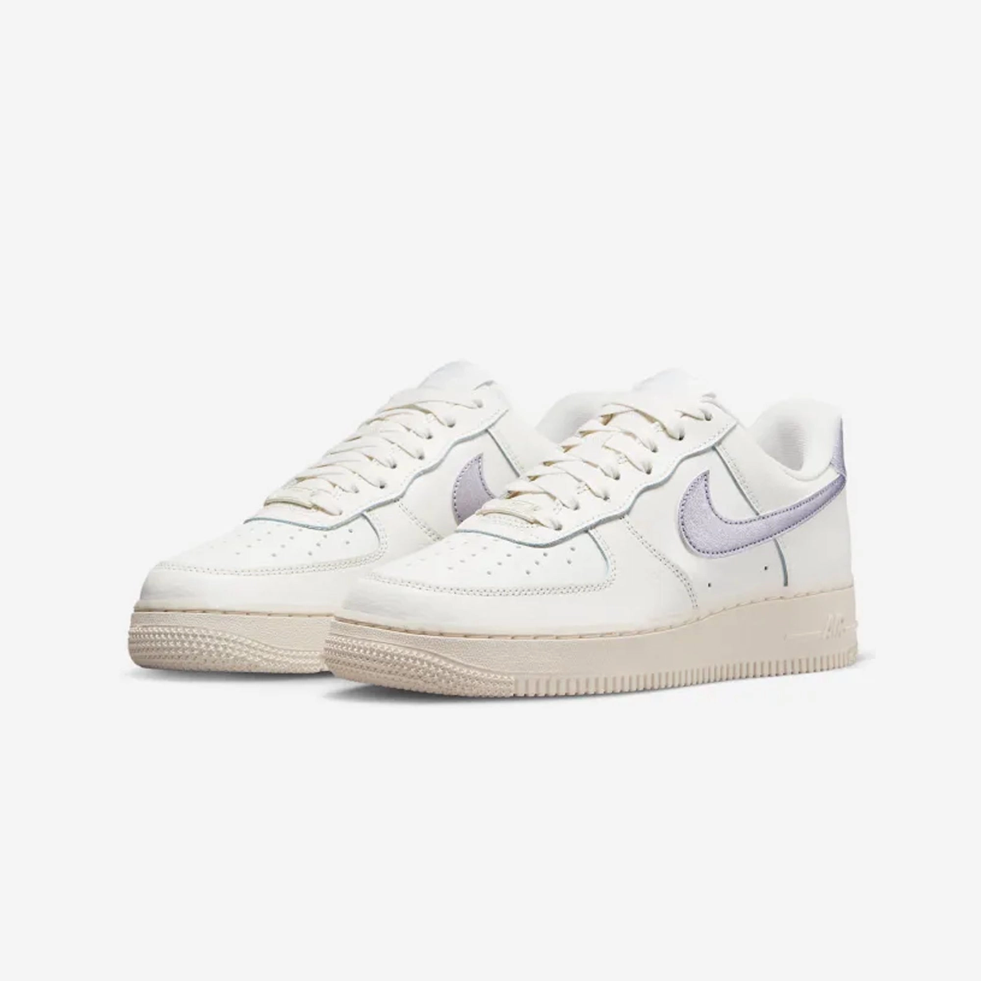 Nike | AIR FORCE 1 '07 { SAIL/OXYGEN PURPLE