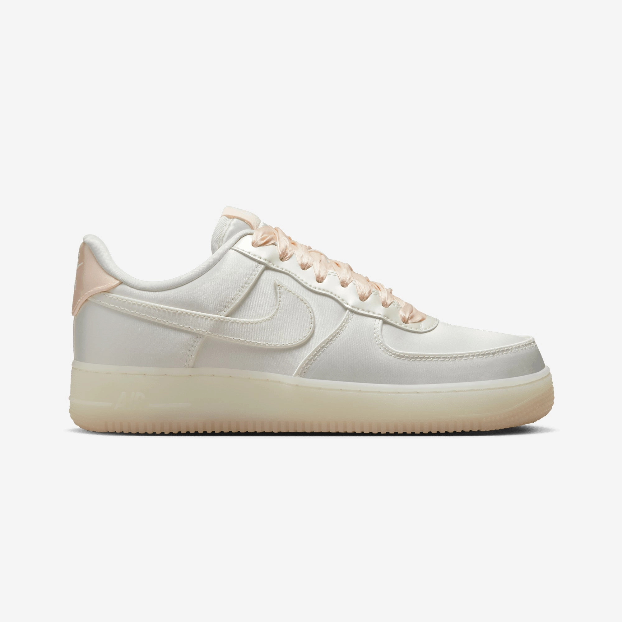 NIKE | AIR FORCE 1 '07 LV8 { SAIL/SAIL-BARELY ORANGE