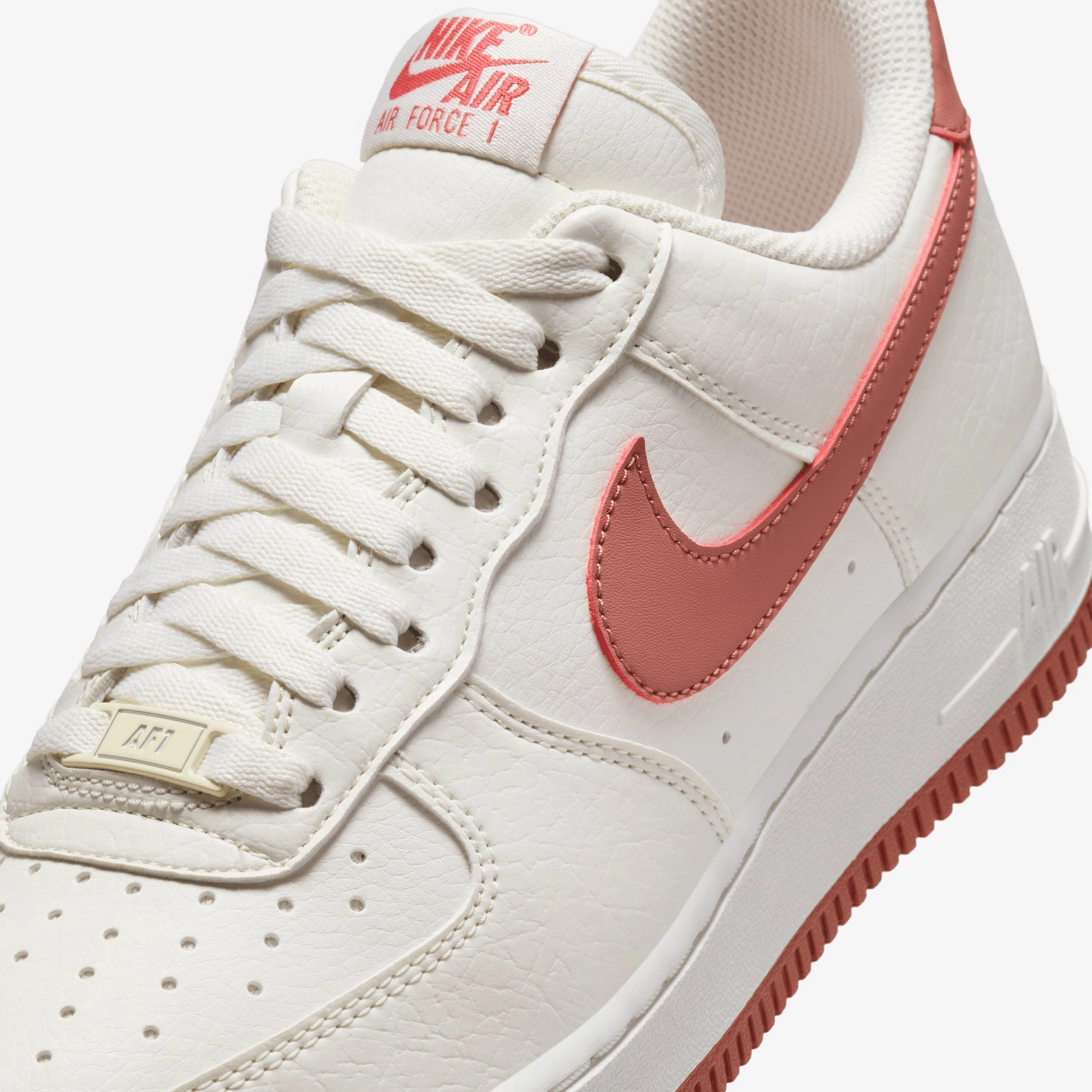 NIKE | AIR FORCE 1 '07 NEXT NATURE { SAIL/CANYON PINK