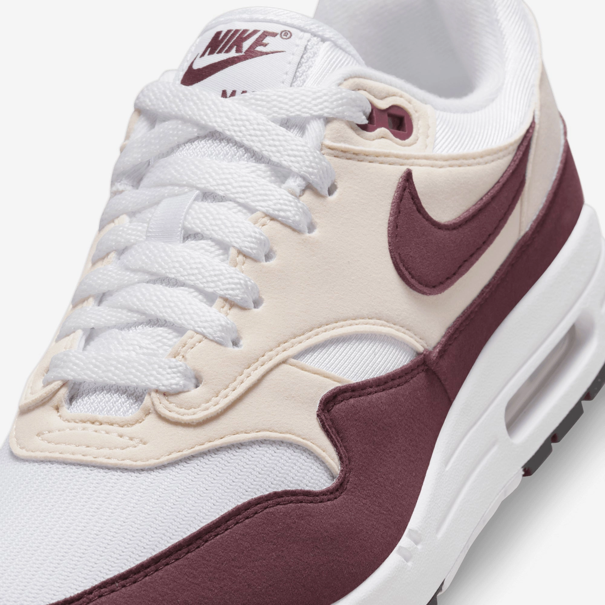 NIKE | AIR MAX 1 { WHITE/NIGHT MAROON-PHANTOM-BLACK
