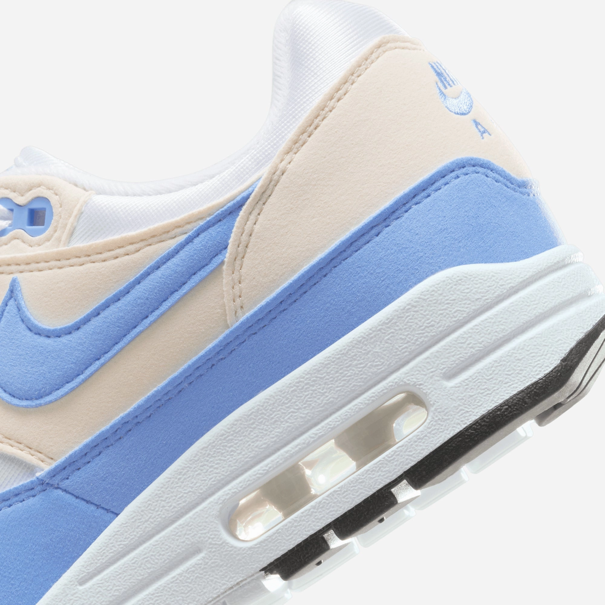 NIKE | AIR MAX 1 { WHITE/ROYAL PULSE-PHANTOM-BLACK