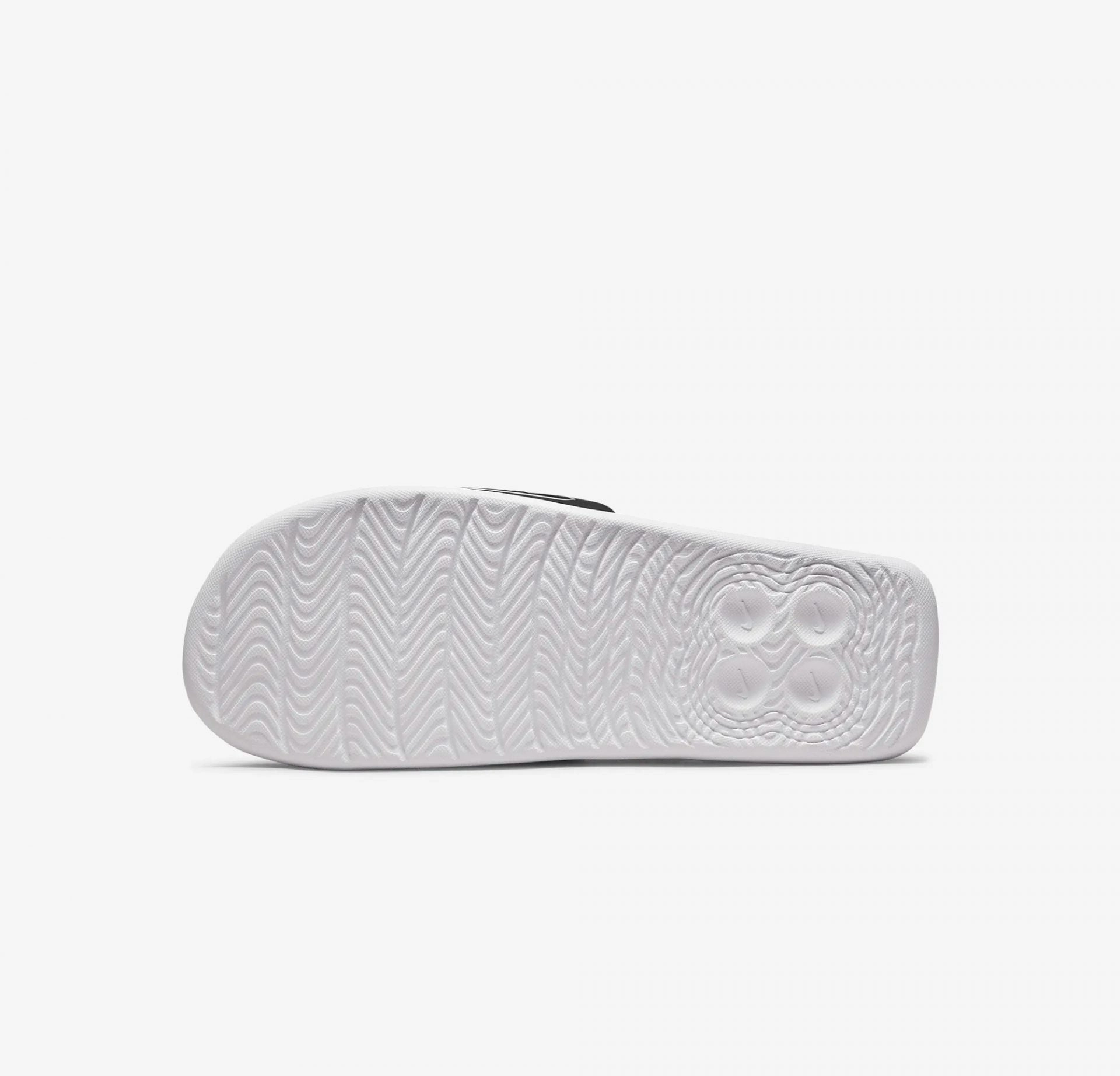 Nike | AIR MAX CIRRO SLIDE  { BLACK METALLIC SILVER