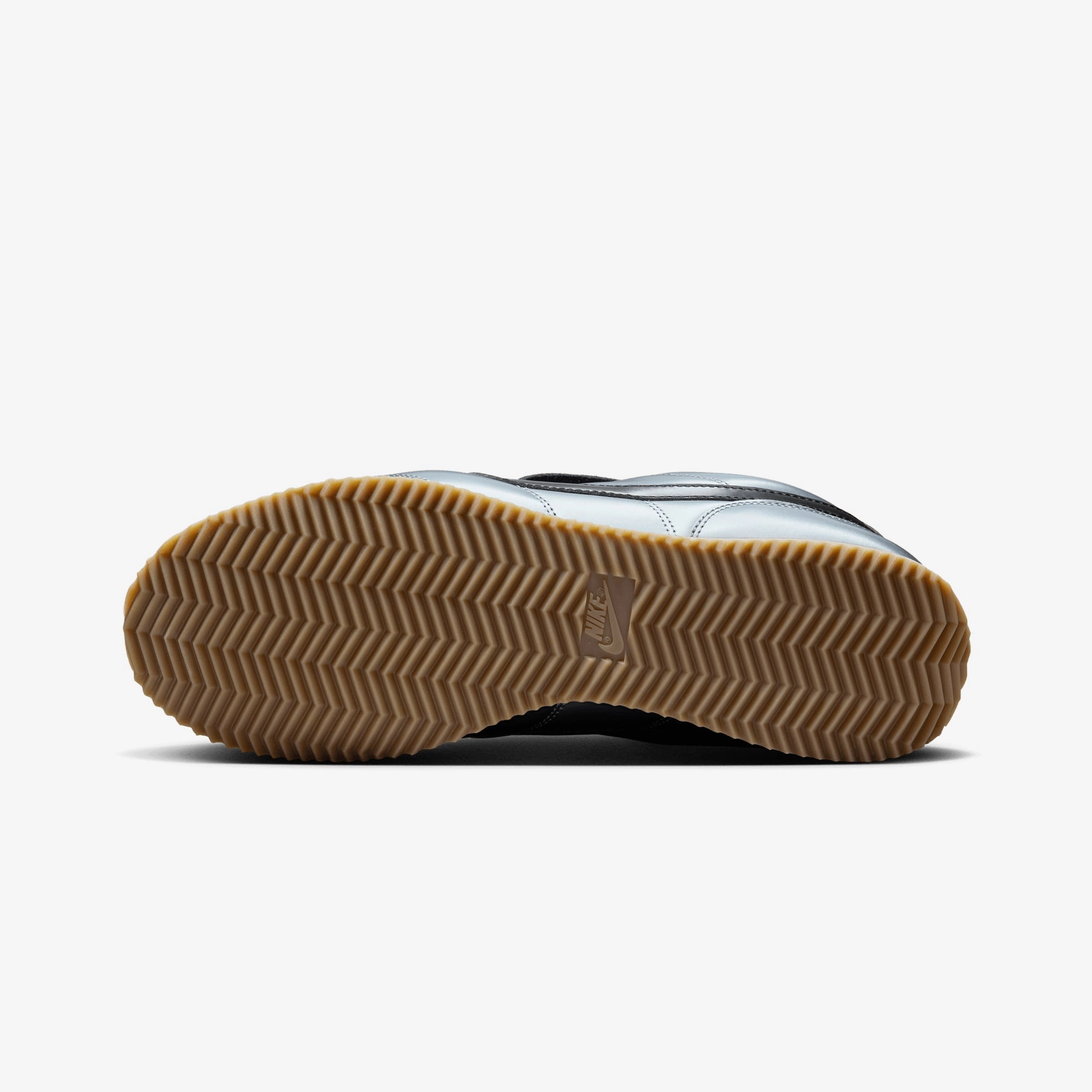 NIKE | CORTEZ { MTLC COOL GREY/BLACK-GUM DARK BROWN