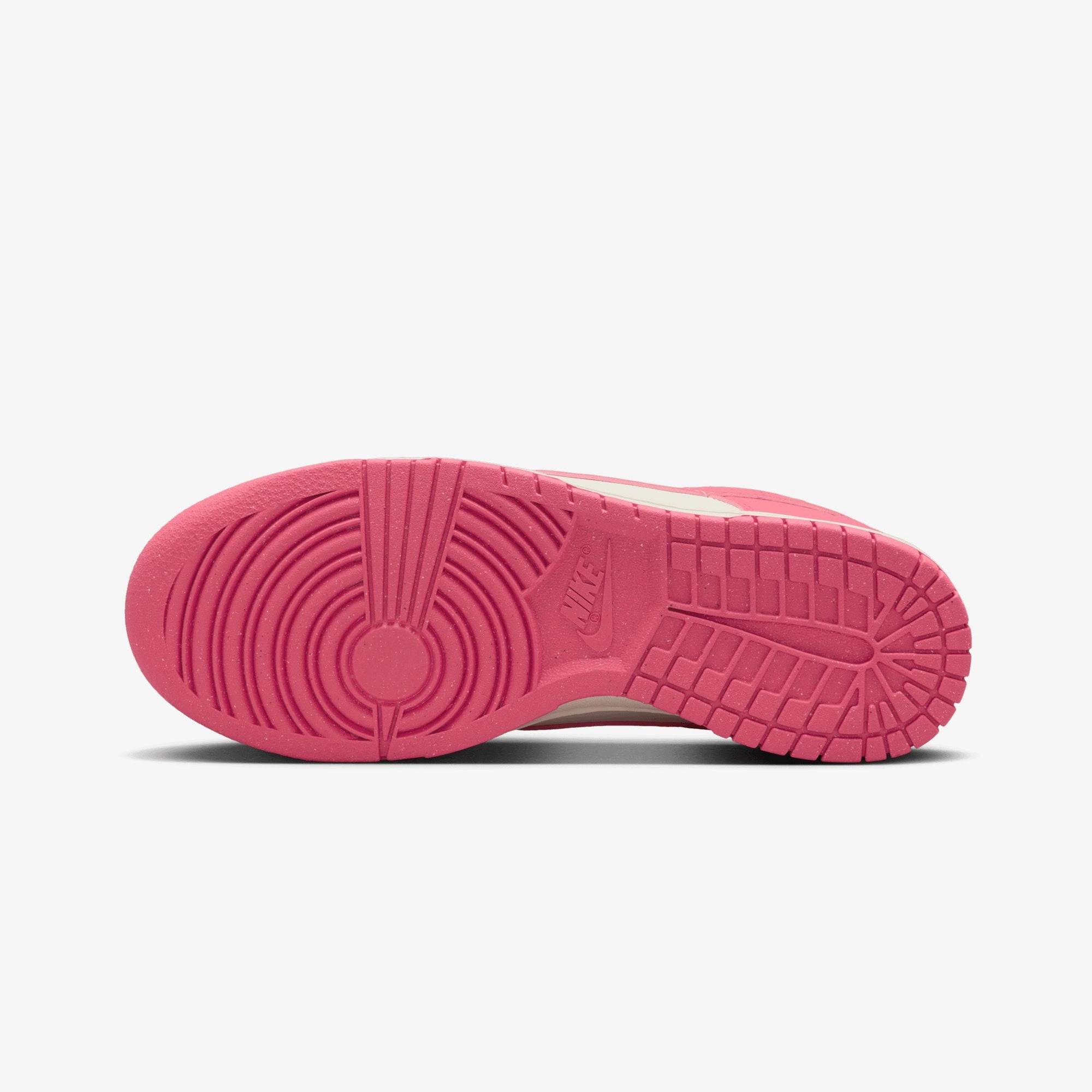 NIKE | DUNK LOW { ASTER PINK/ASTER PINK-SAIL