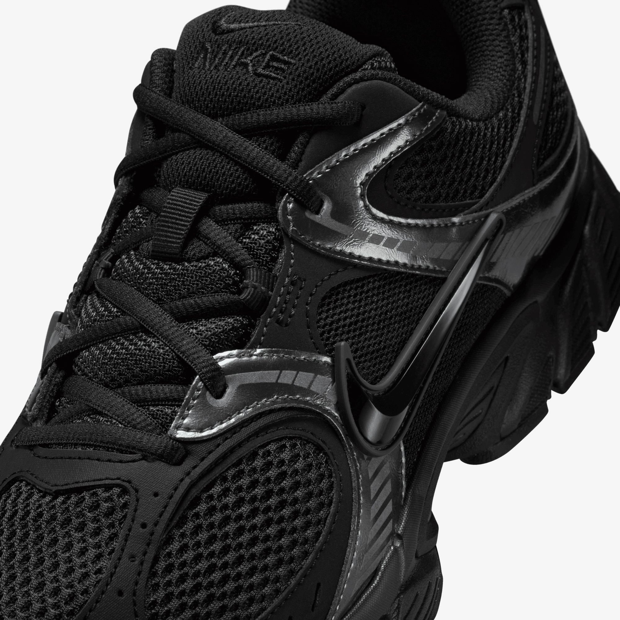 Nike | V5 RNR { BLACK/BLACK-ANTHRACITE