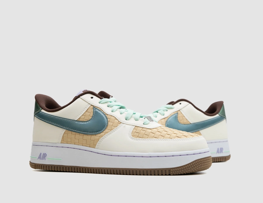 Nike Air Force 1 Retro QS Summit White / Glacier Blue
