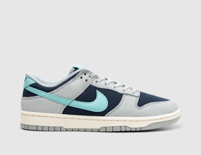 Nike Dunk Low Retro Premium Light Pumice / Green Frost