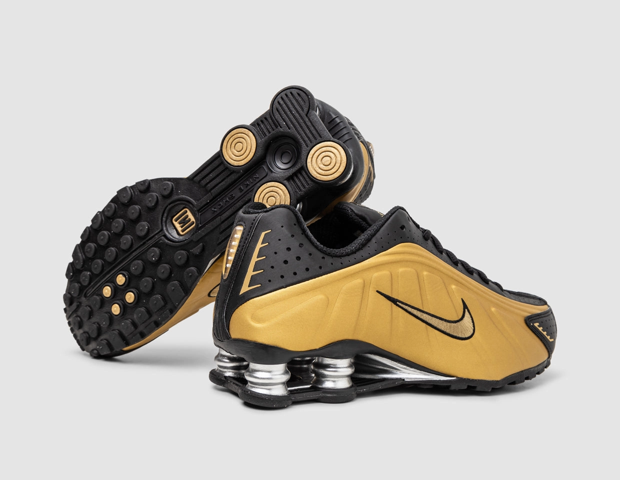 Nike Women's Shox R4 Black / Metallic Gold - Metallic Silver