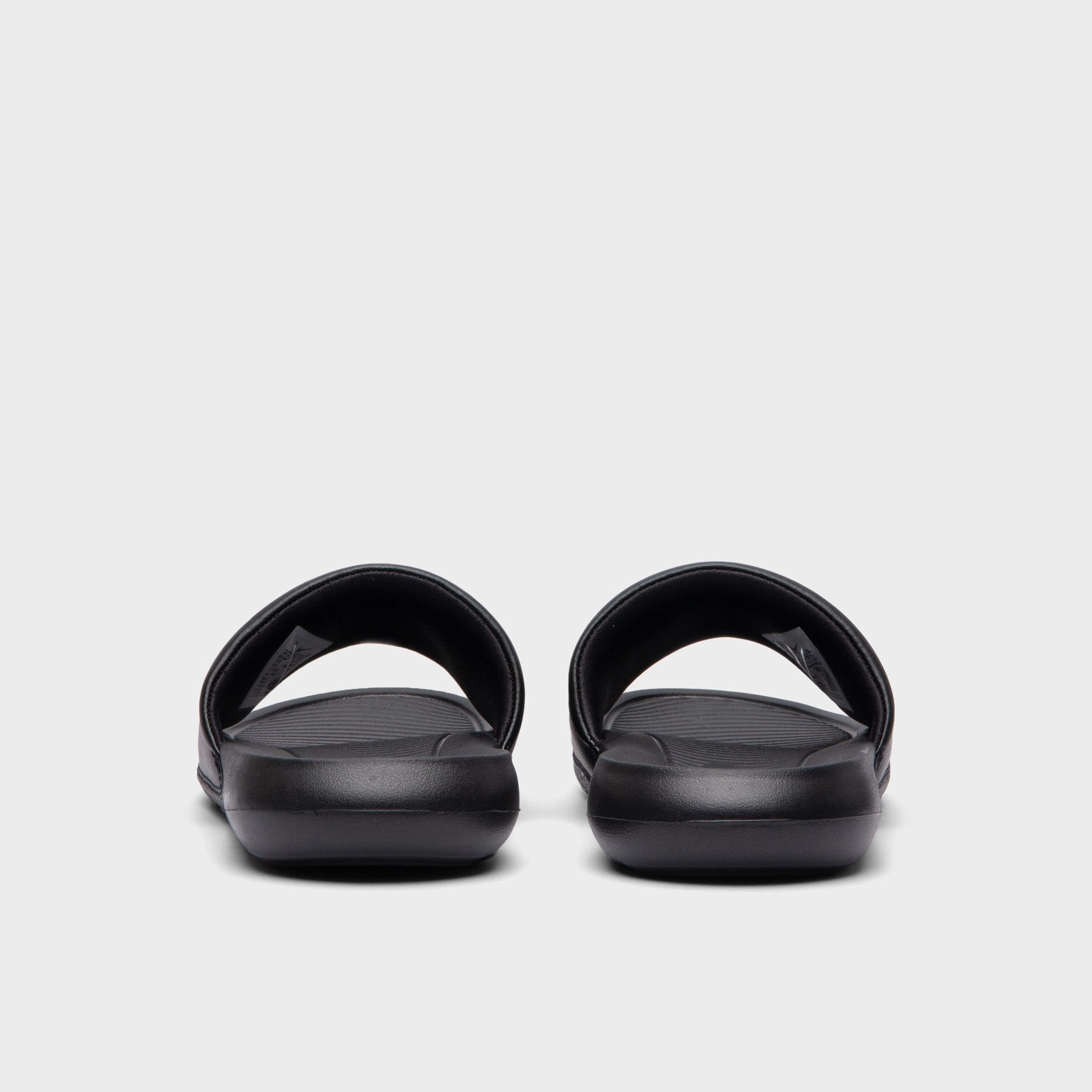 Nike Women's Victori One Black / White