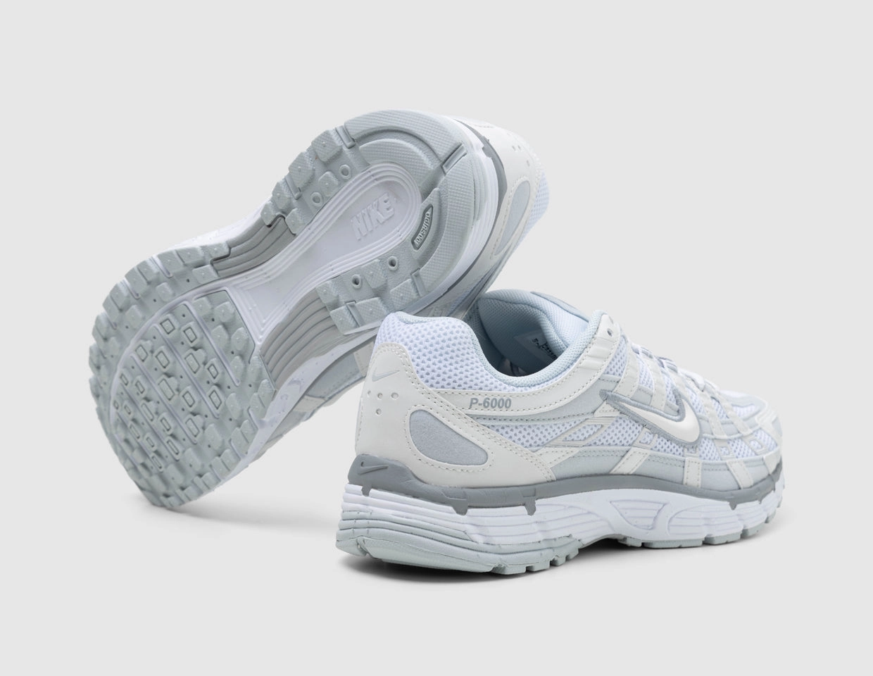 Nike Womens' P-6000 Metallic Summit White / White - Pure Pla