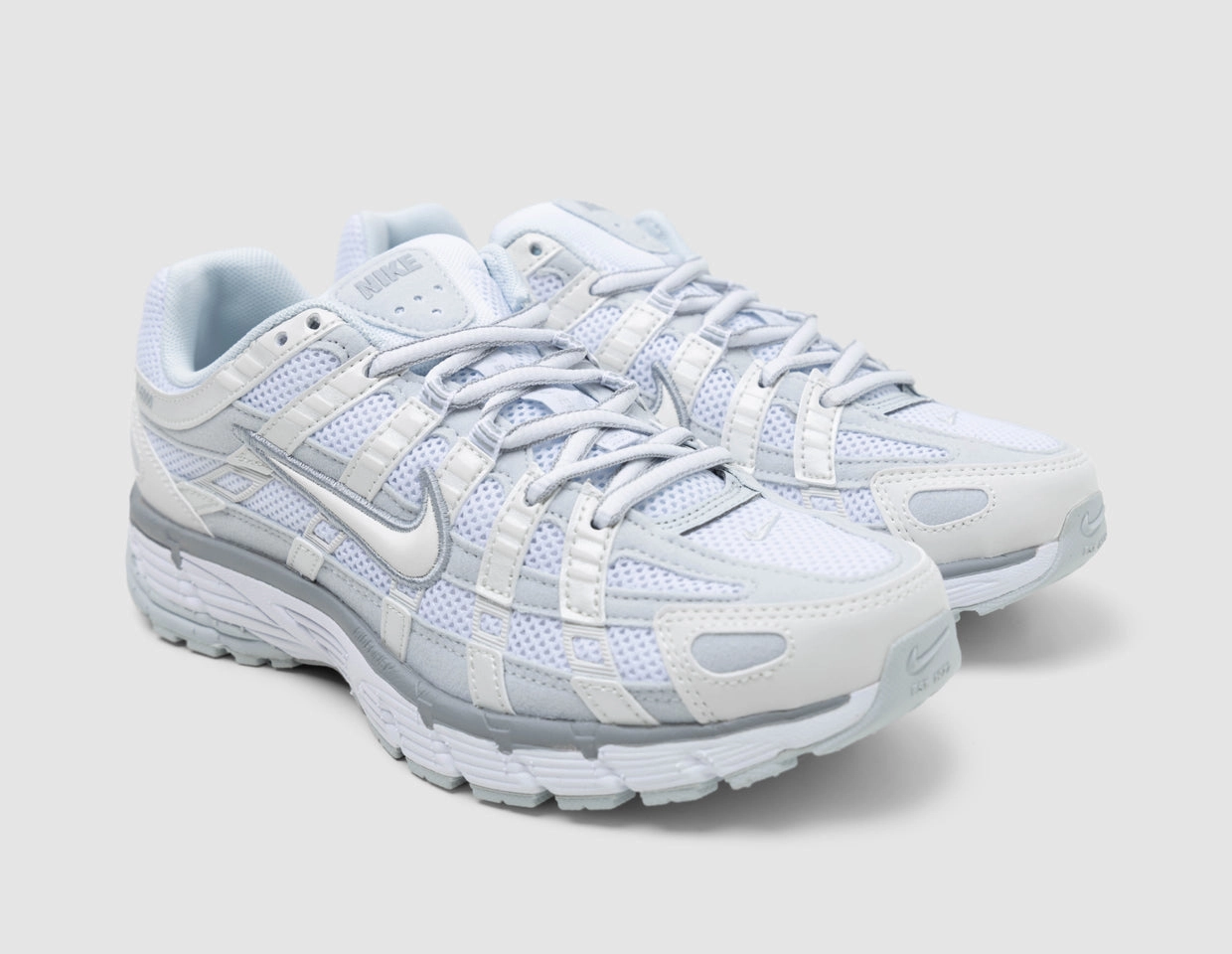 Nike Womens' P-6000 Metallic Summit White / White - Pure Pla