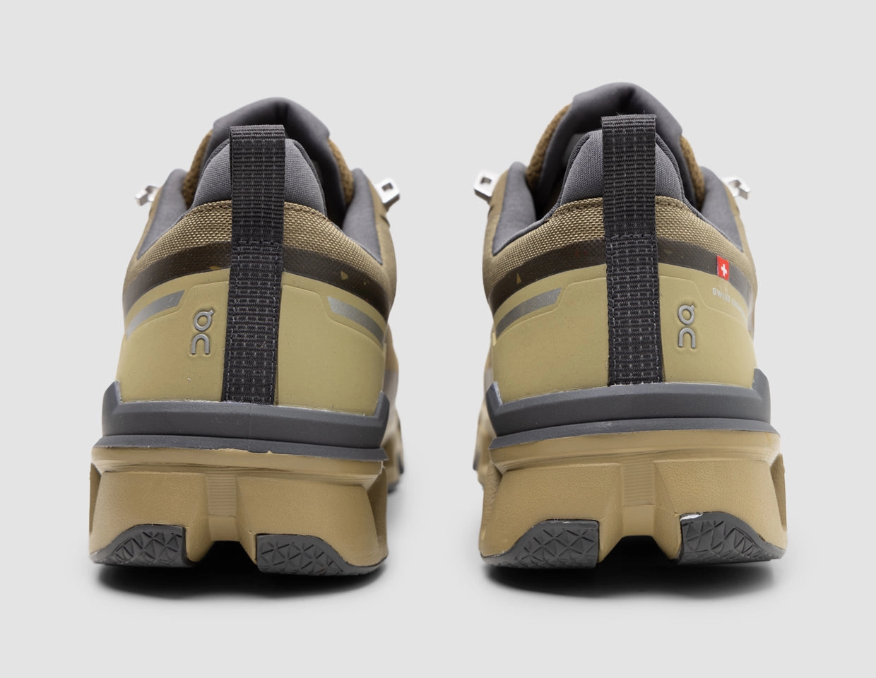 On Cloudwander Waterproof Hunter / Safari