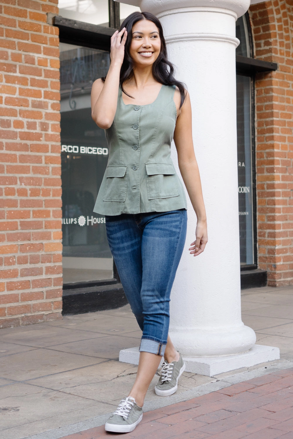 Serenity Mid Rise Capri – Comfort Meets Casual Chic