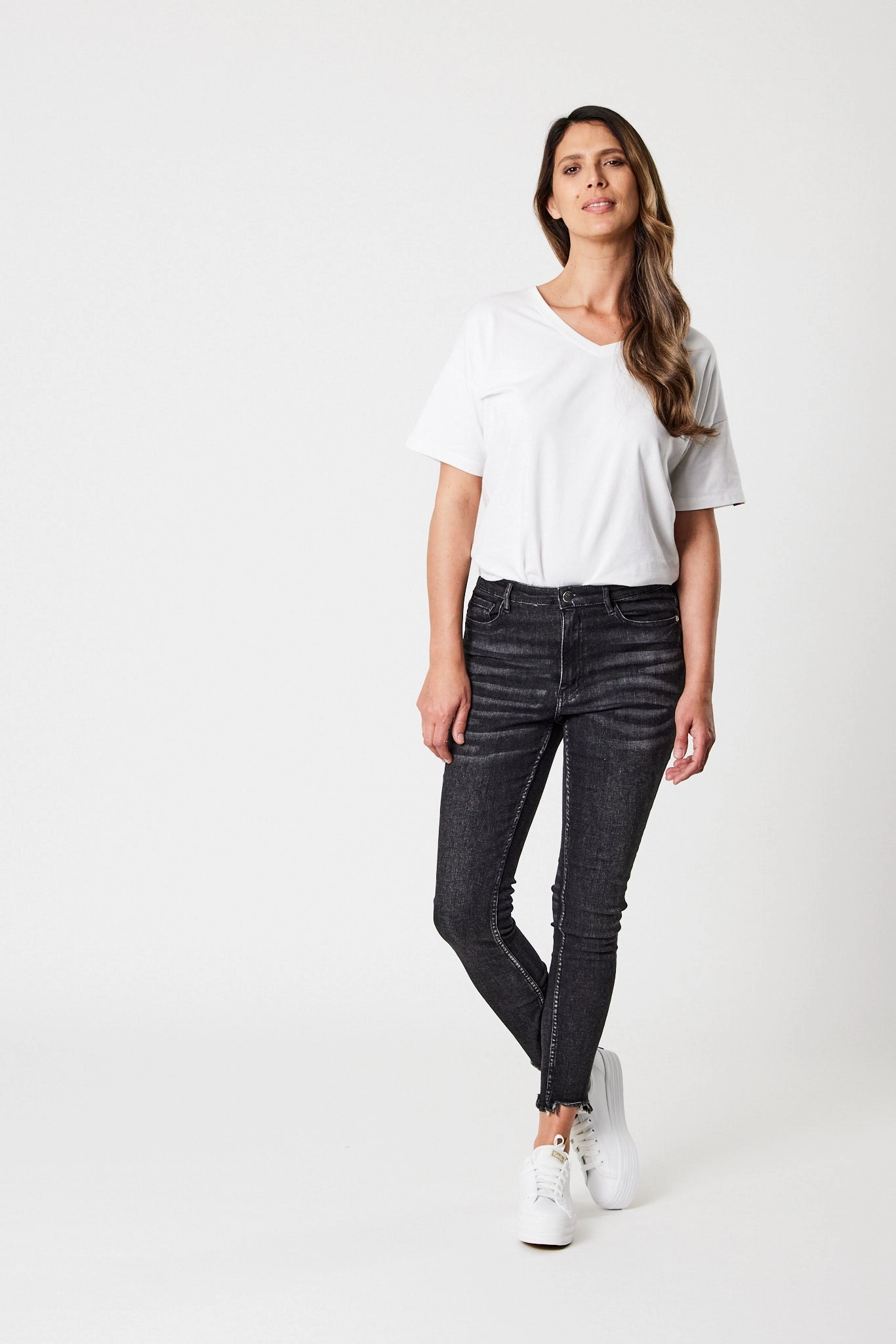 Shine On Label Smith Washed Black Skinny jean