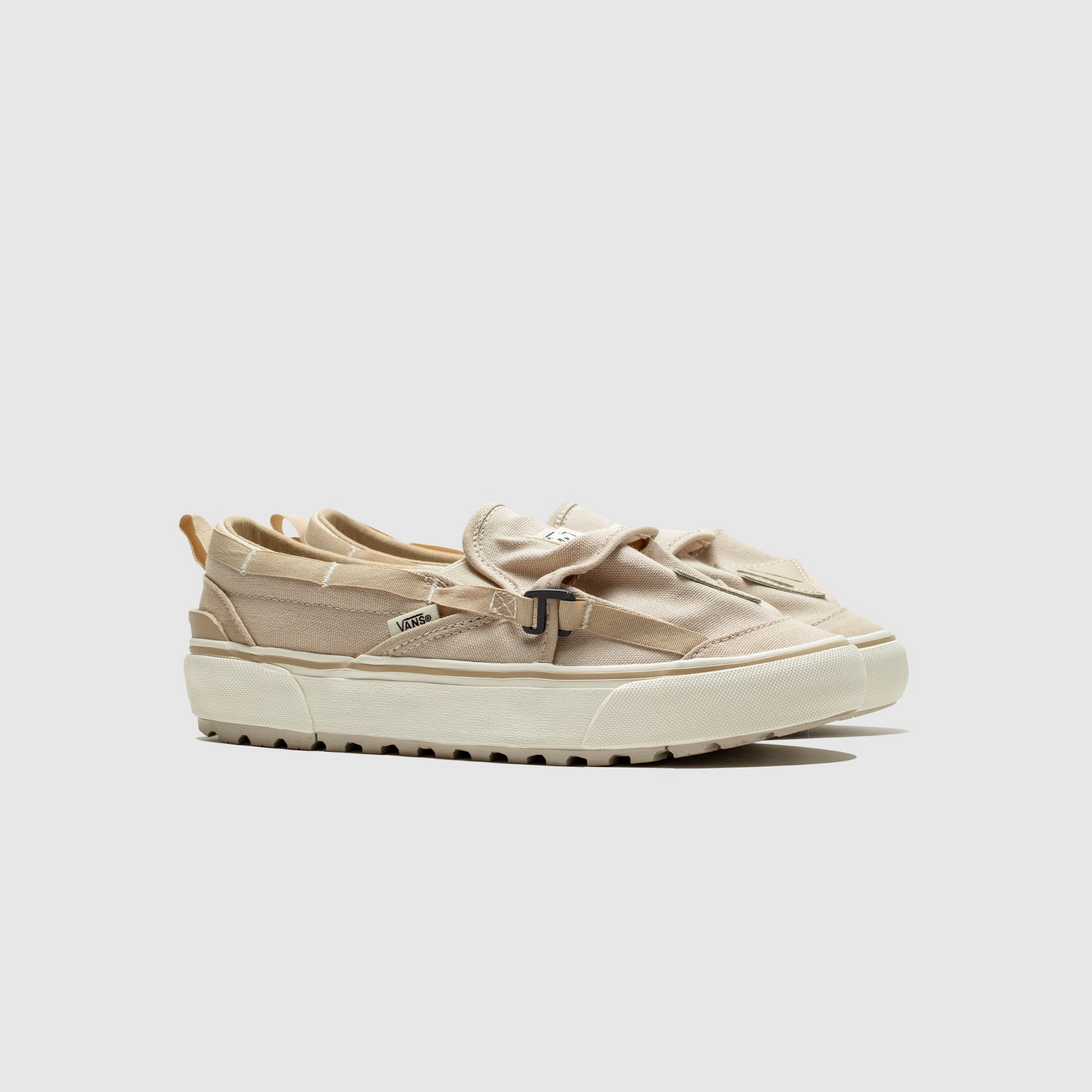 SLIP-ON MTE RS LX X NICOLE MCLAUGHLIN