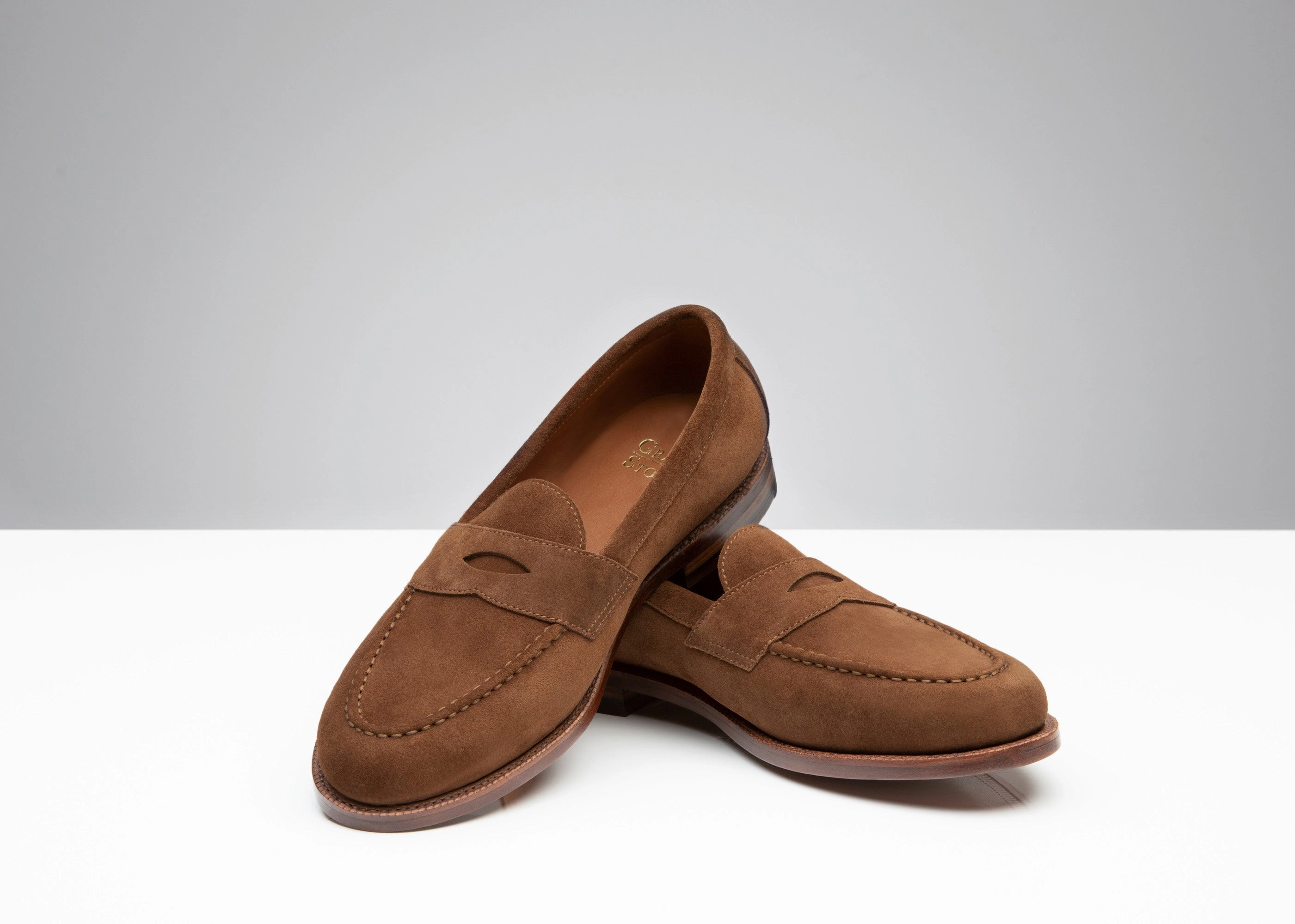 Traveler Penny Bourbon Suede